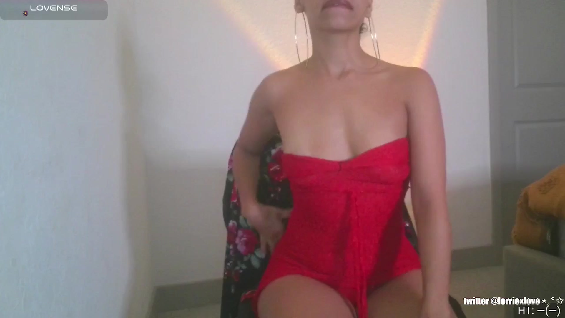 Gallery image thumbnail from Venus_X's myfreecams stream on, 06/13/2025, 06:01 image 3 of 20