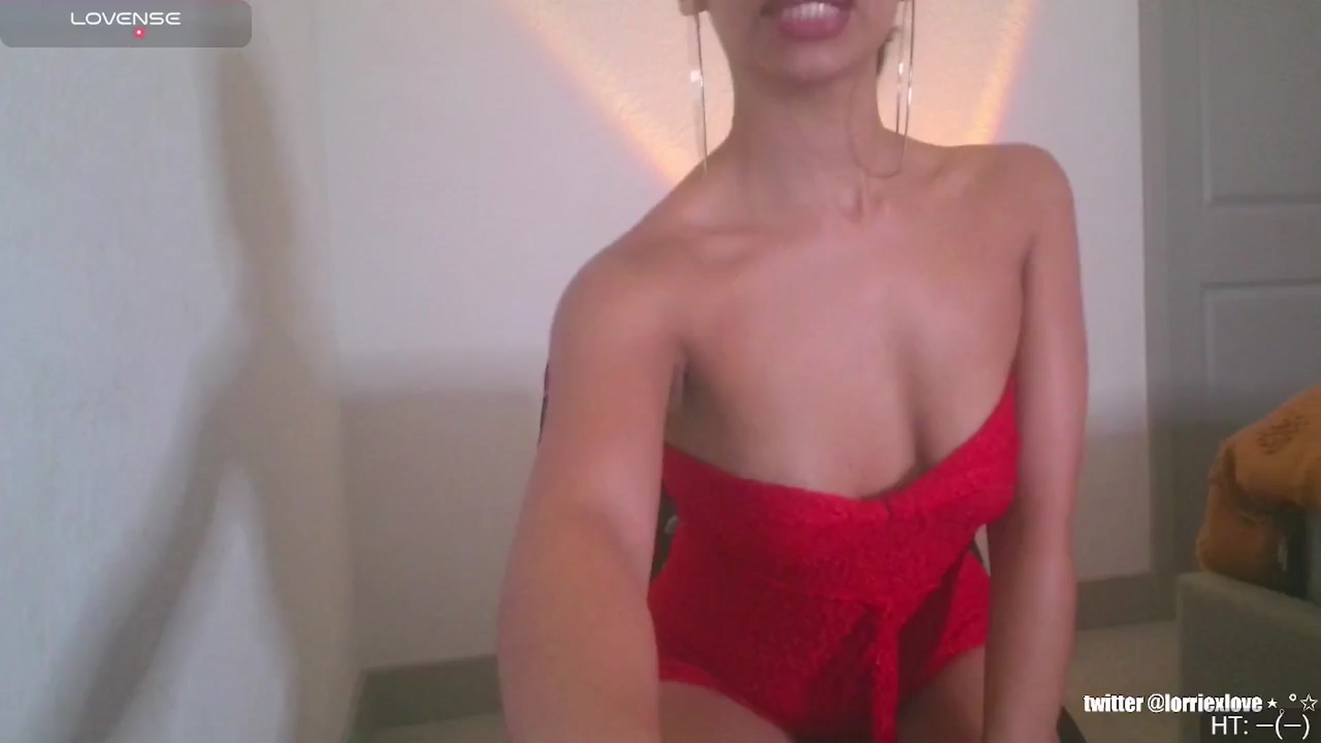 Gallery image thumbnail from Venus_X's myfreecams stream on, 06/13/2025, 06:01 image 11 of 20