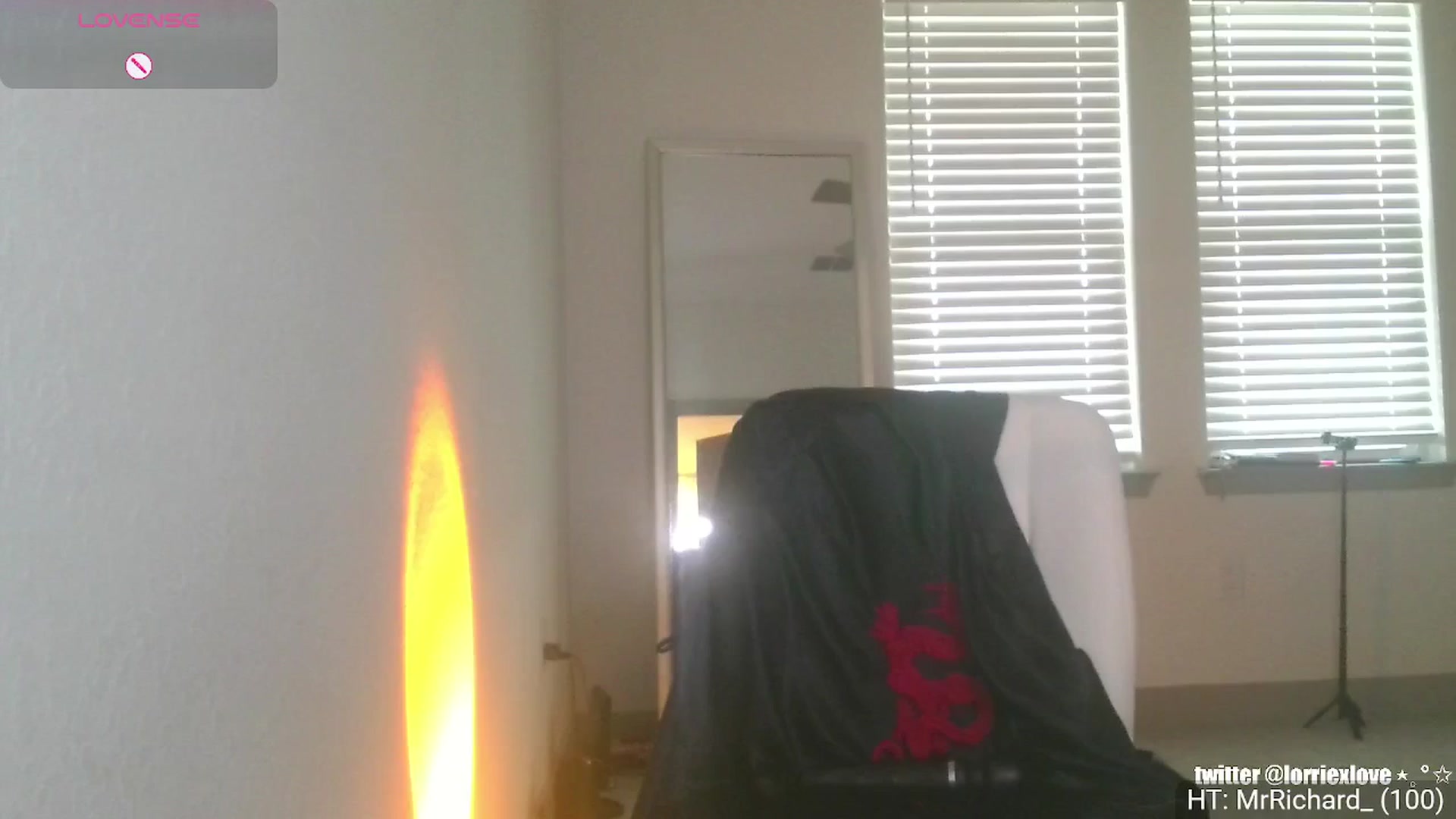Gallery image thumbnail from Venus_X's myfreecams stream on, 08/09/2025, 20:18 image 15 of 20