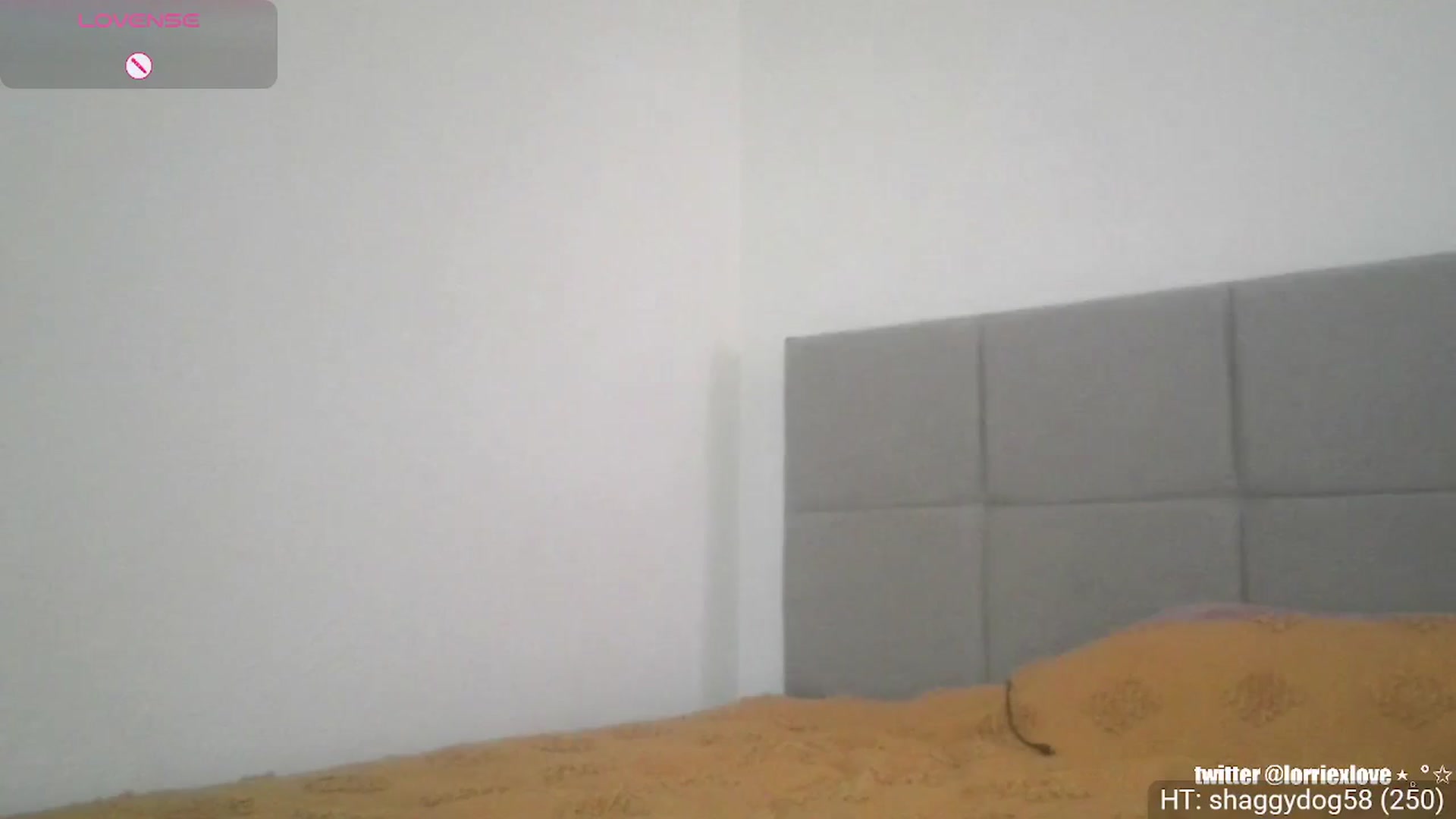 Gallery image thumbnail from Venus_X's myfreecams stream on, 08/19/2025, 17:17 image 9 of 20