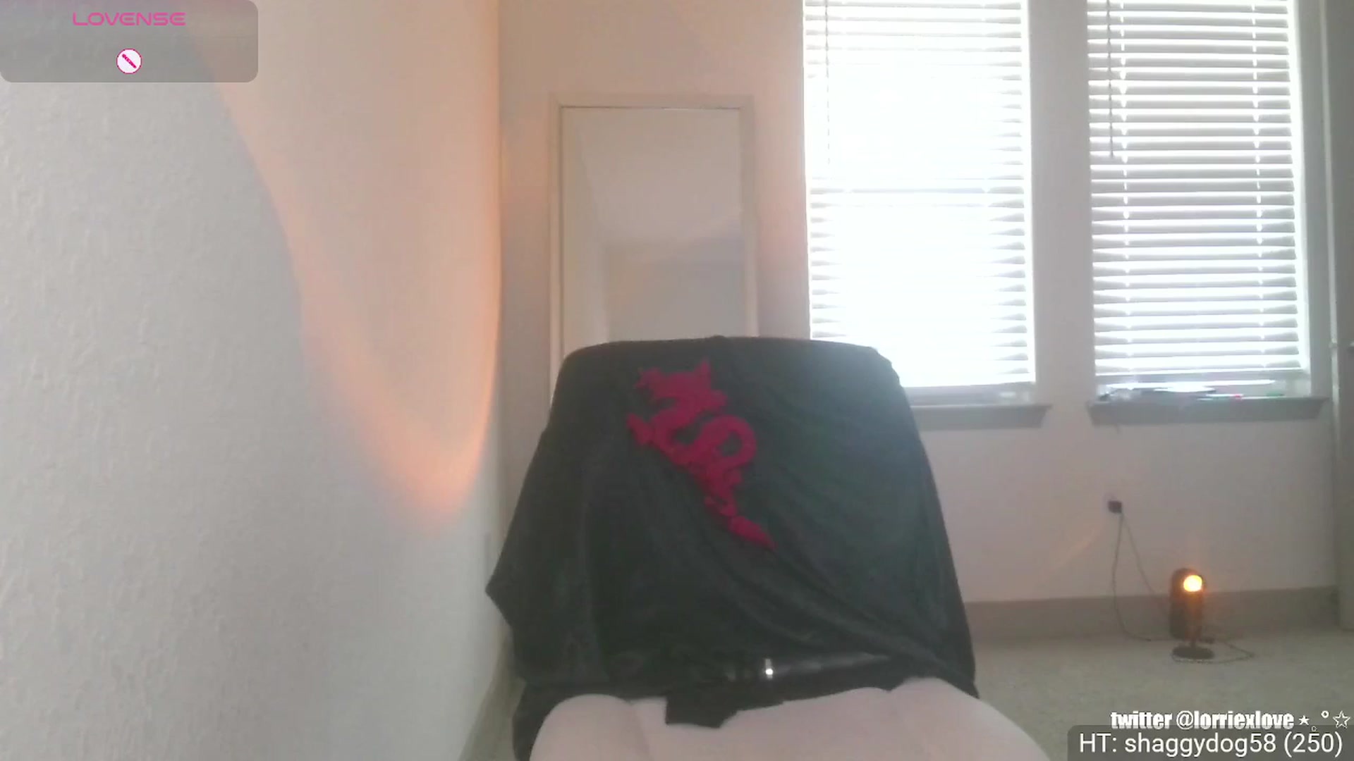 Gallery image thumbnail from Venus_X's myfreecams stream on, 08/19/2025, 17:17 image 20 of 20