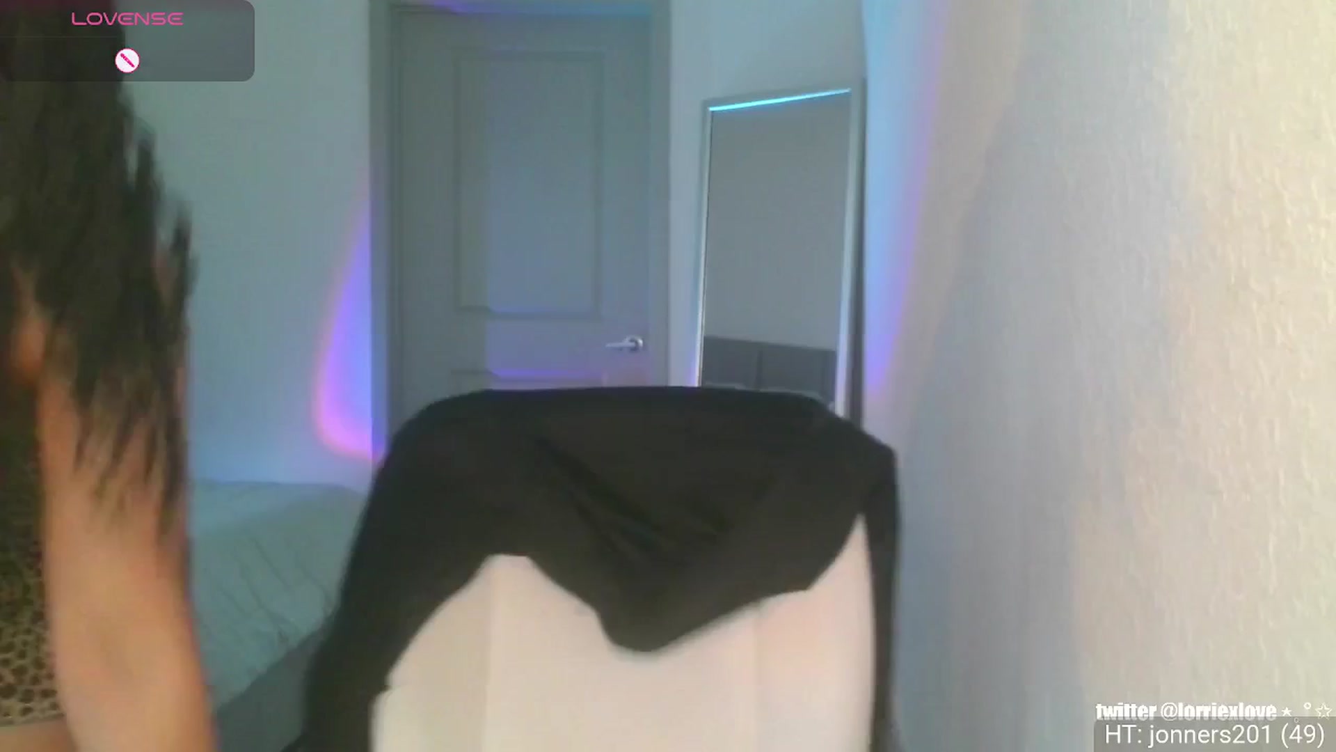 Gallery image thumbnail from Venus_X's myfreecams stream on, 12/13/2025, 19:43 image 1 of 20