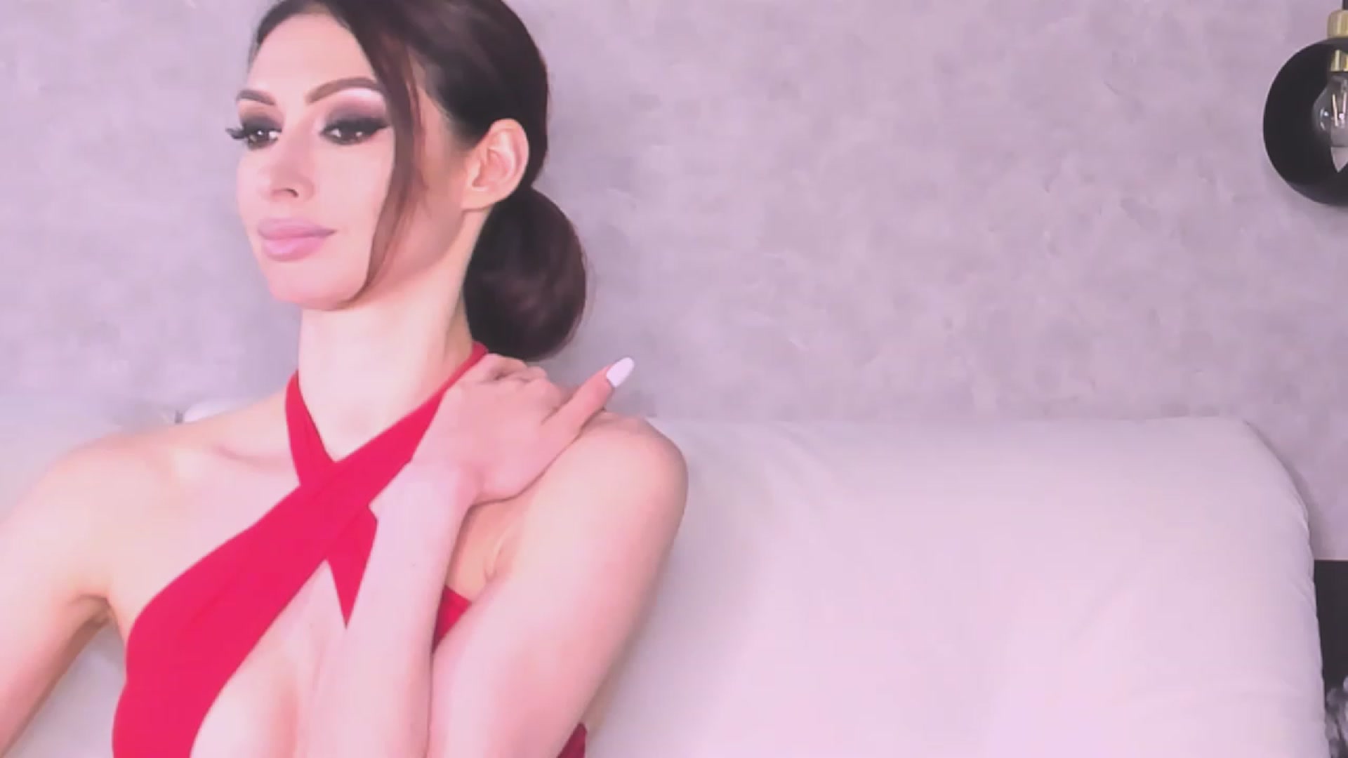 Gallery image thumbnail from VeraAloe's myfreecams stream on, 05/19/2023, 24:00 image 17 of 20