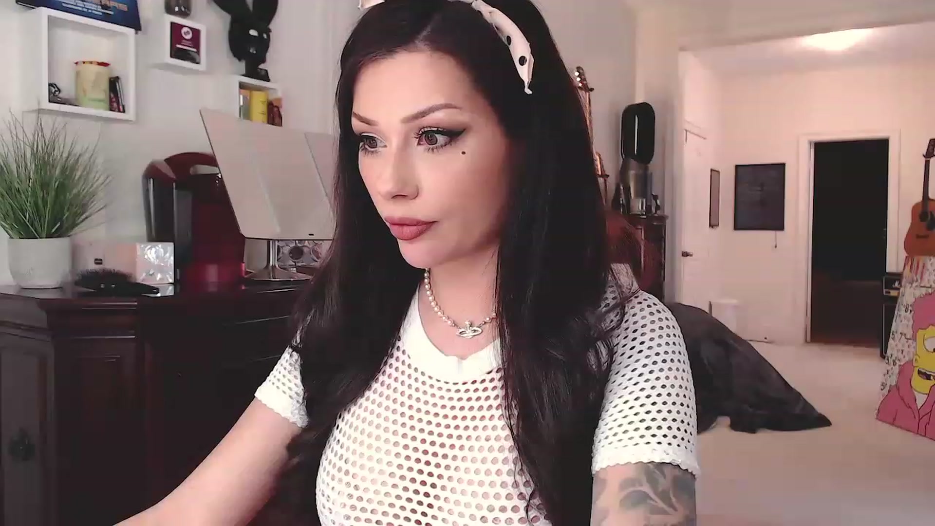 Gallery image thumbnail from VeraBambi's myfreecams stream on, 04/01/2023, 08:48 image 11 of 20