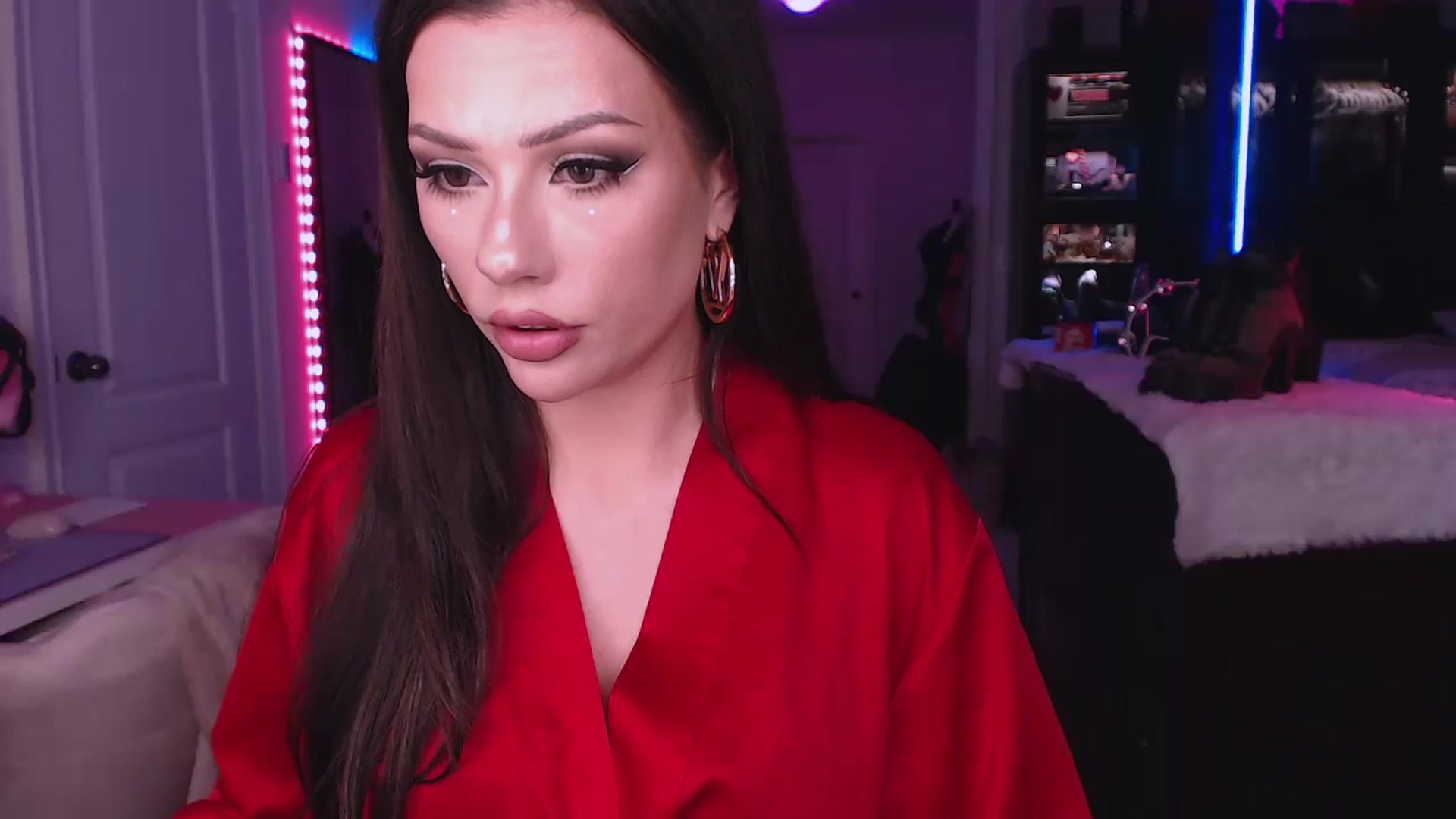 Gallery image thumbnail from VeraBambi's myfreecams stream on, 06/09/2024, 03:47 image 6 of 20