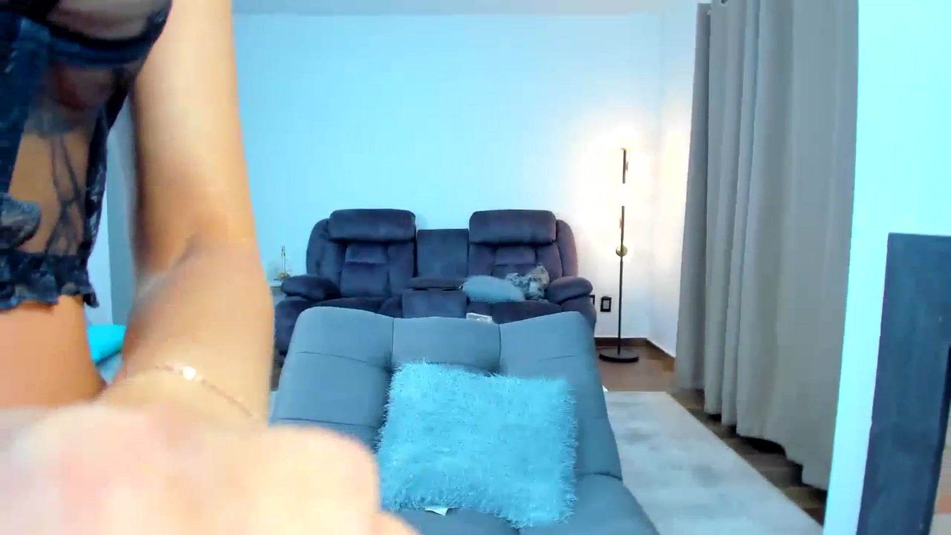 Gallery image thumbnail from Veracarusso's myfreecams stream on, 07/18/2023, 09:49 image 14 of 20