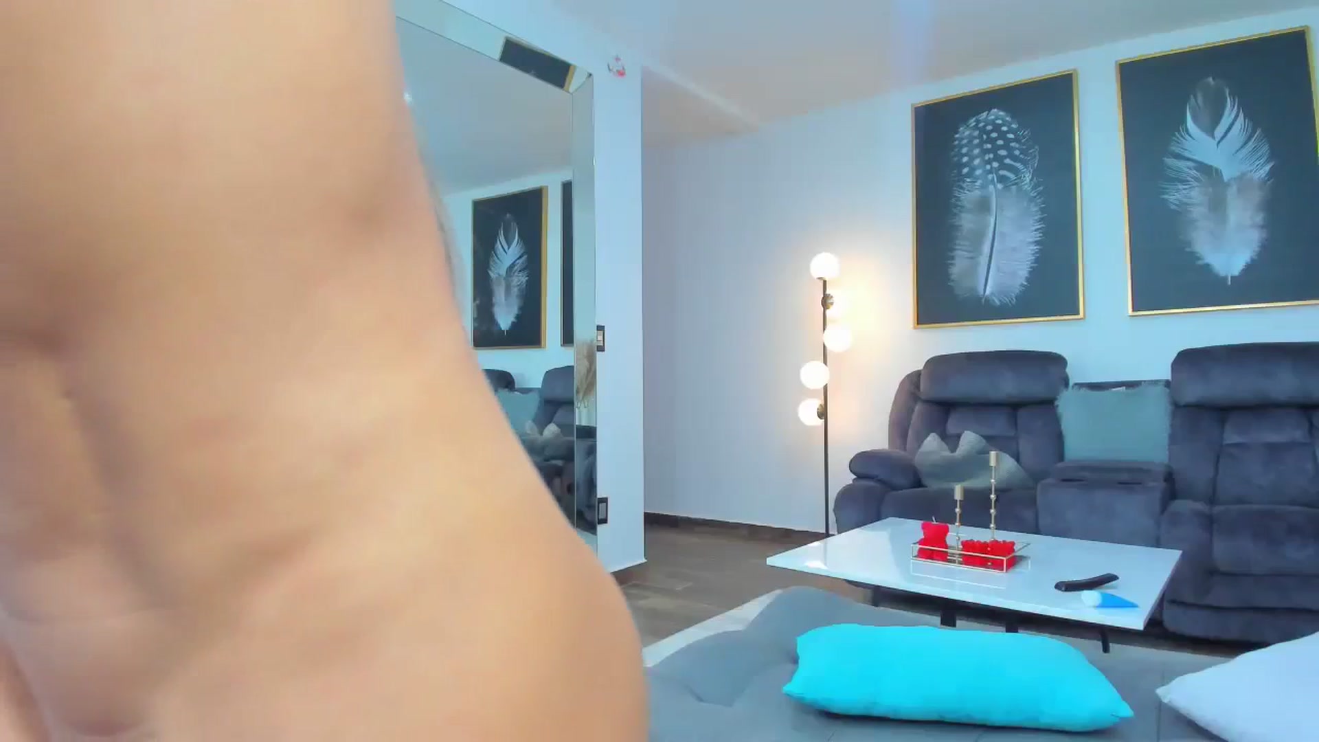 Gallery image thumbnail from Veracarusso's myfreecams stream on, 03/05/2024, 06:08 image 20 of 20