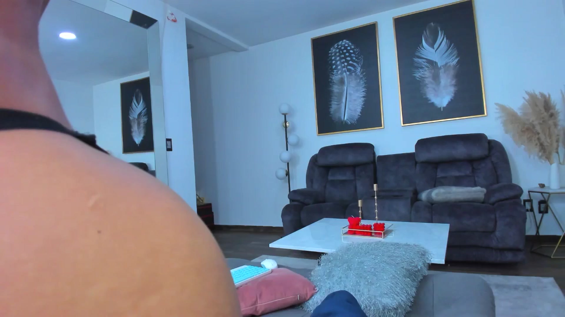 Gallery image thumbnail from Veracarusso's myfreecams stream on, 05/21/2024, 01:09 image 9 of 20