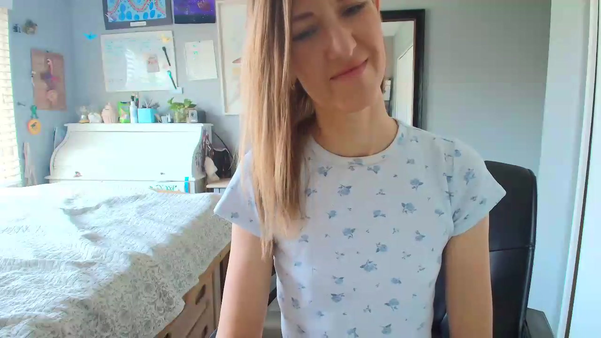 Gallery image thumbnail from Verafit's myfreecams stream on, 05/18/2026, 18:46 image 7 of 20