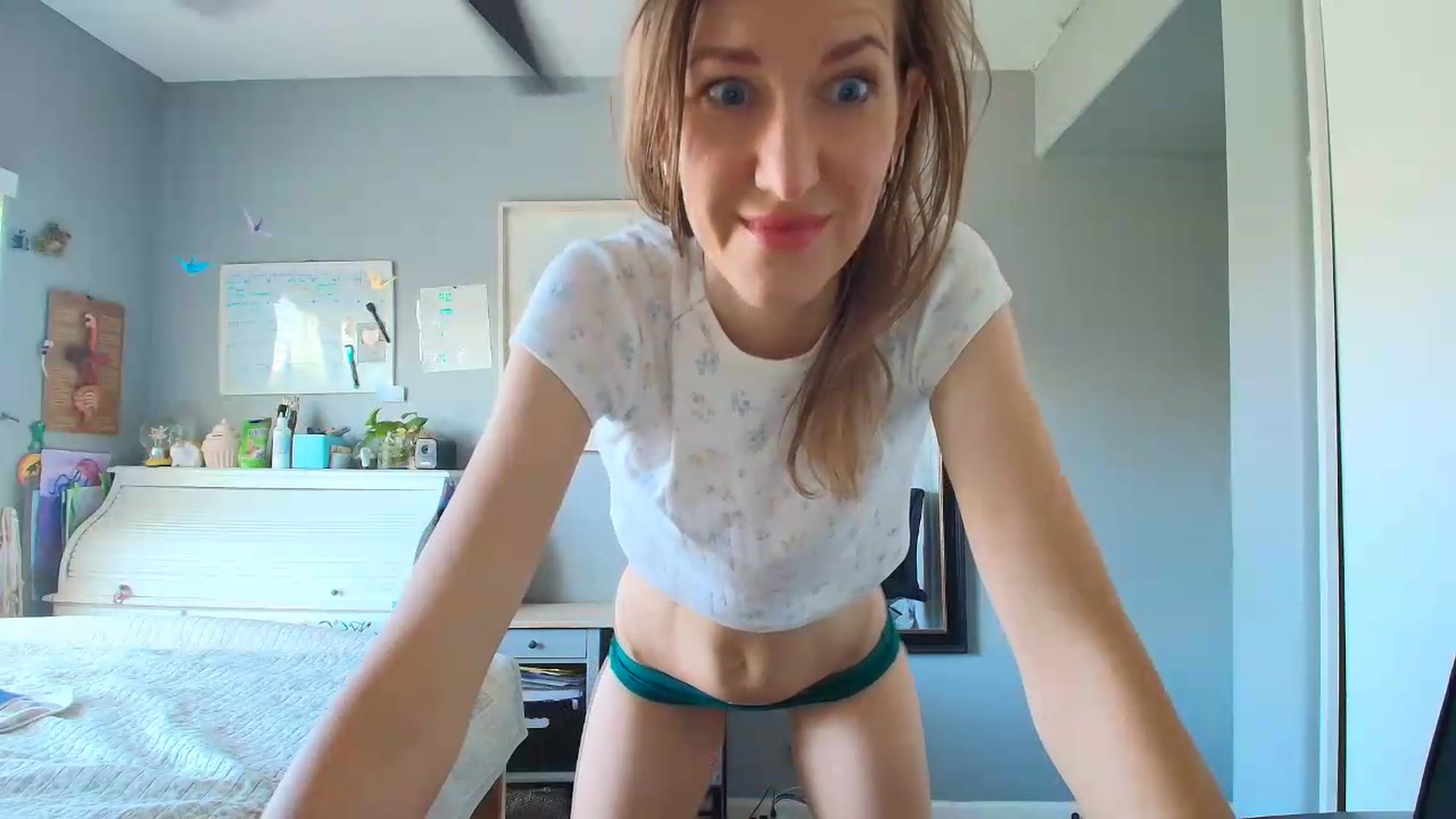 Gallery image thumbnail from Verafit's myfreecams stream on, 05/20/2026, 17:32 image 3 of 20