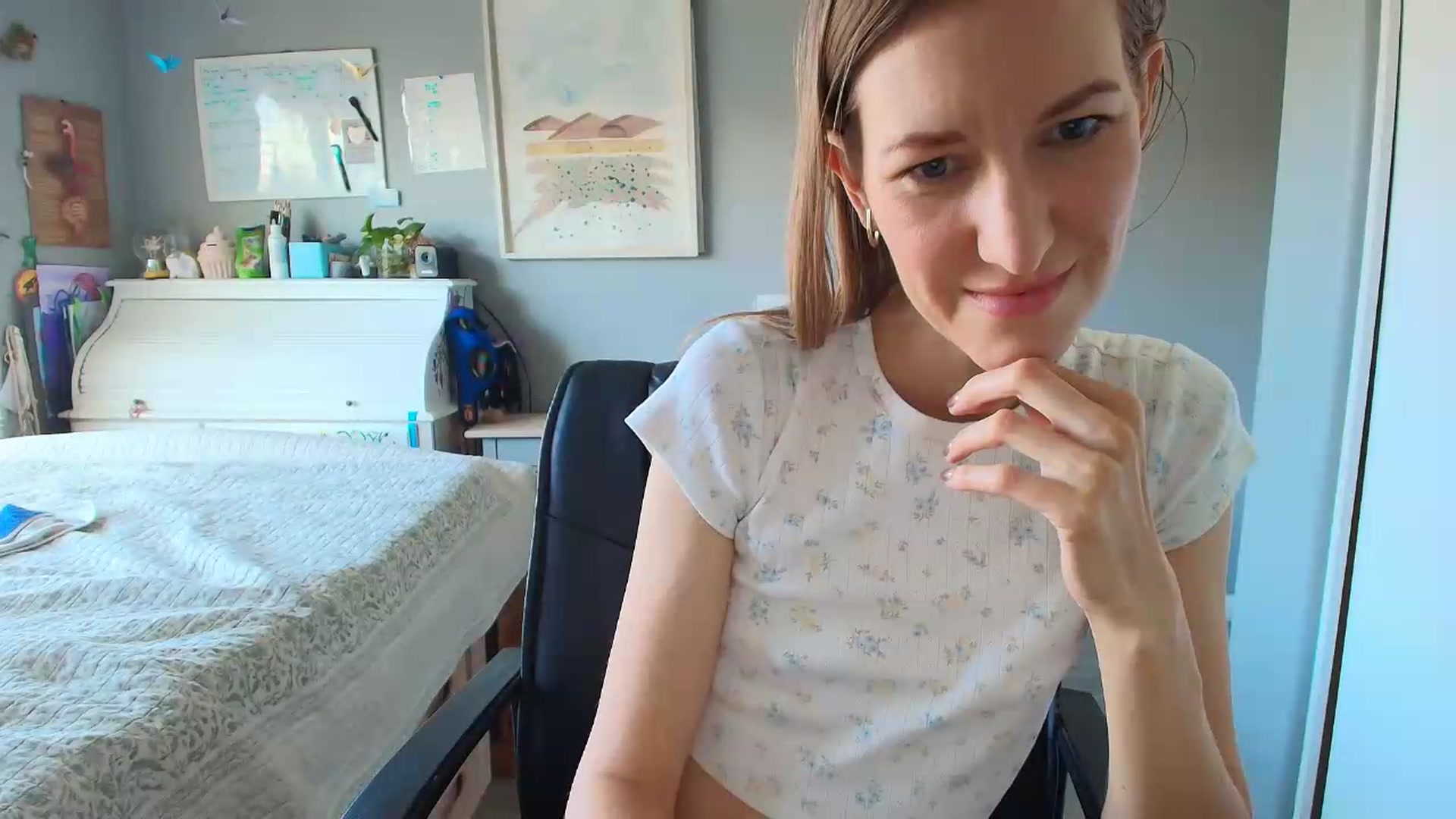 Gallery image thumbnail from Verafit's myfreecams stream on, 05/20/2026, 18:21 image 3 of 20