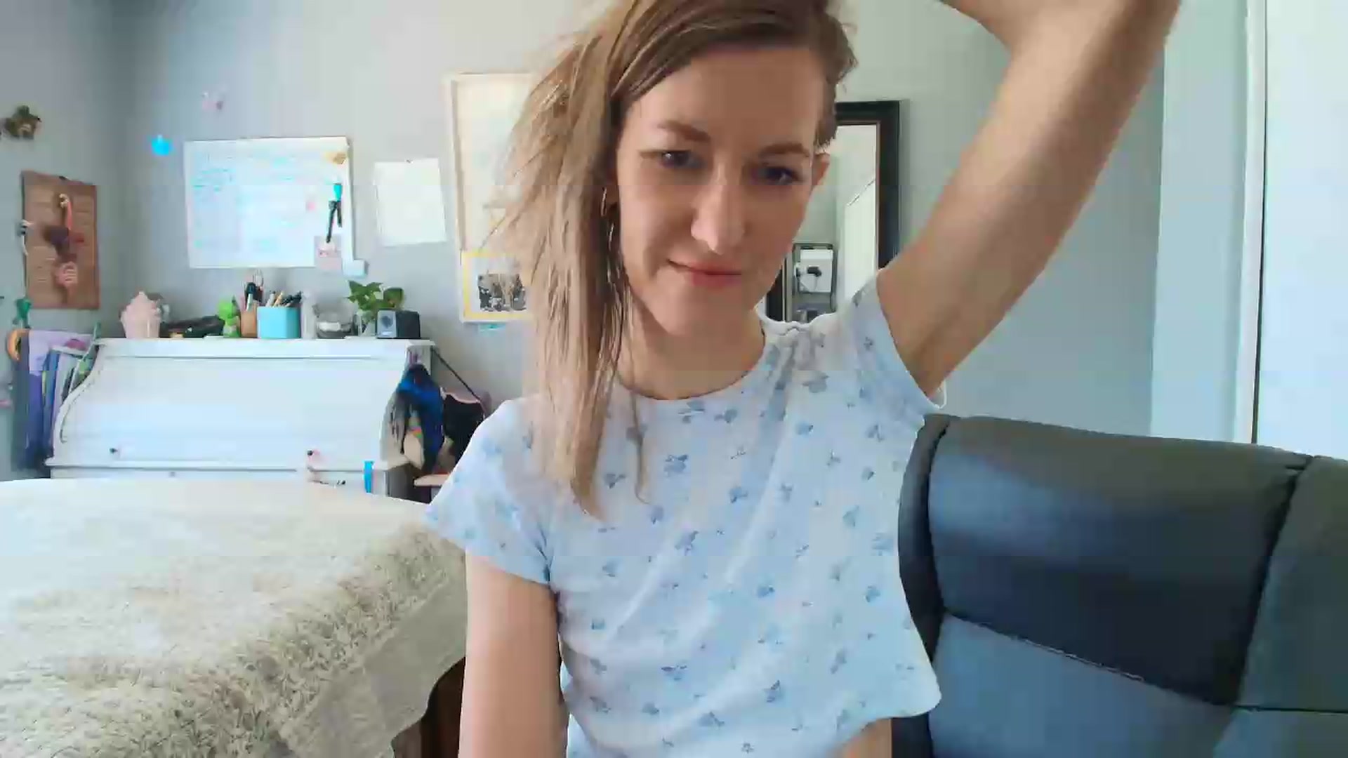 Gallery image thumbnail from Verafit's myfreecams stream on, 06/01/2026, 18:20 image 15 of 20
