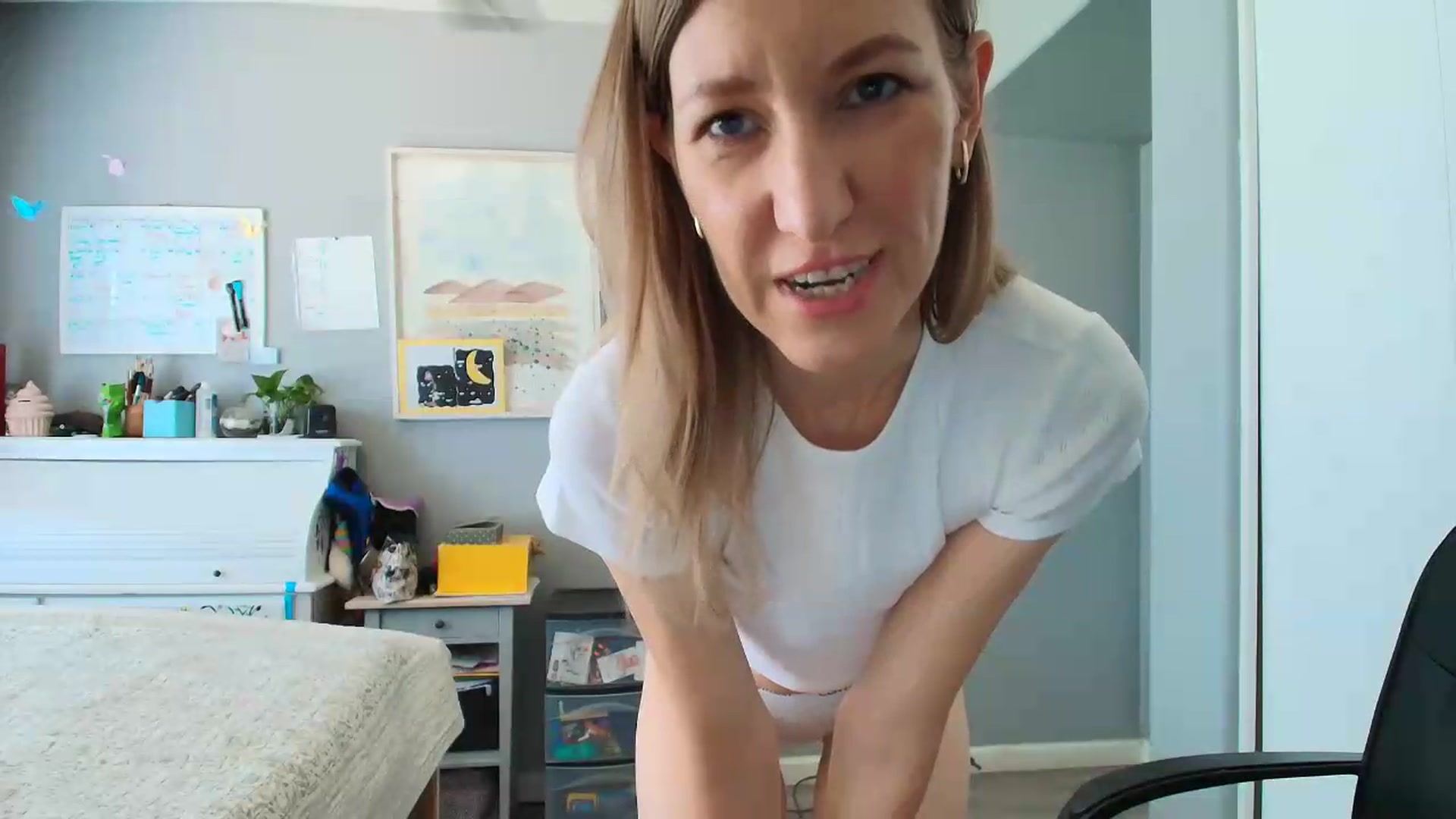 Gallery image thumbnail from Verafit's myfreecams stream on, 06/04/2026, 18:17 image 6 of 20