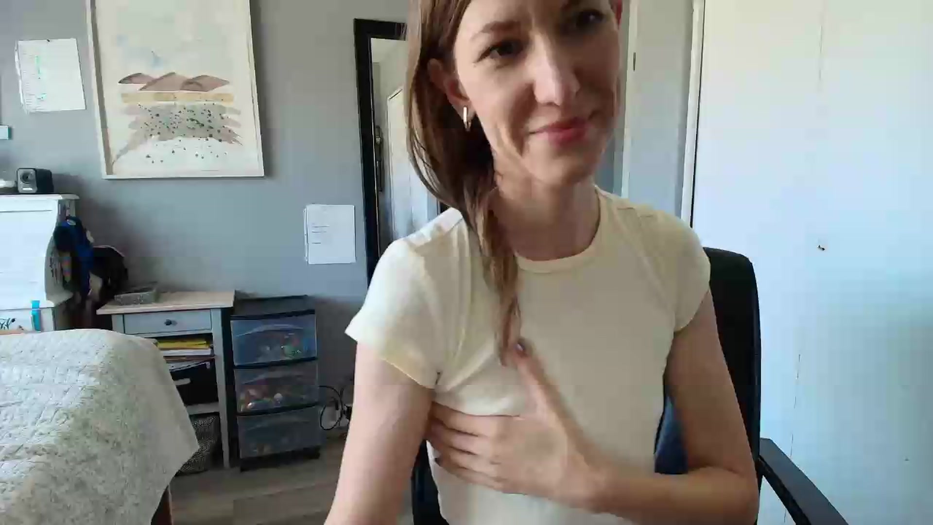 Gallery image thumbnail from Verafit's myfreecams stream on, 06/08/2026, 18:48 image 7 of 20