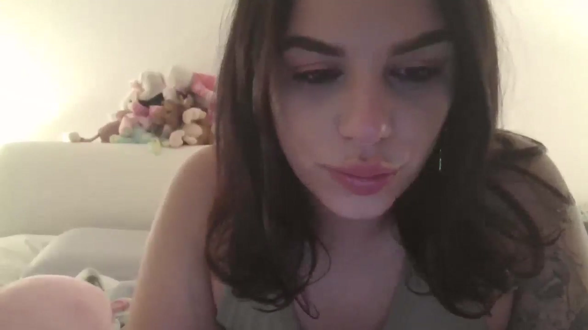 Gallery image thumbnail from Veravex's myfreecams stream on, 05/18/2025, 02:21 image 11 of 20
