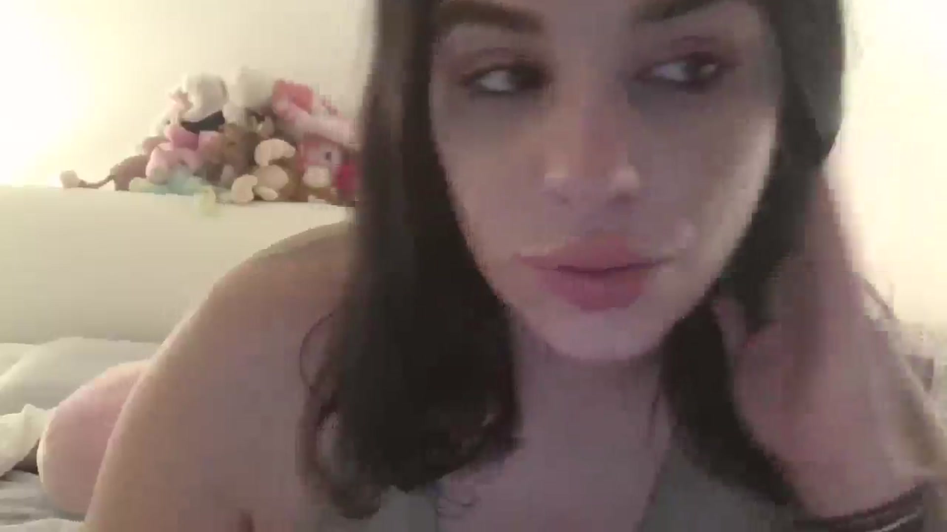 Gallery image thumbnail from Veravex's myfreecams stream on, 05/18/2025, 02:21 image 16 of 20