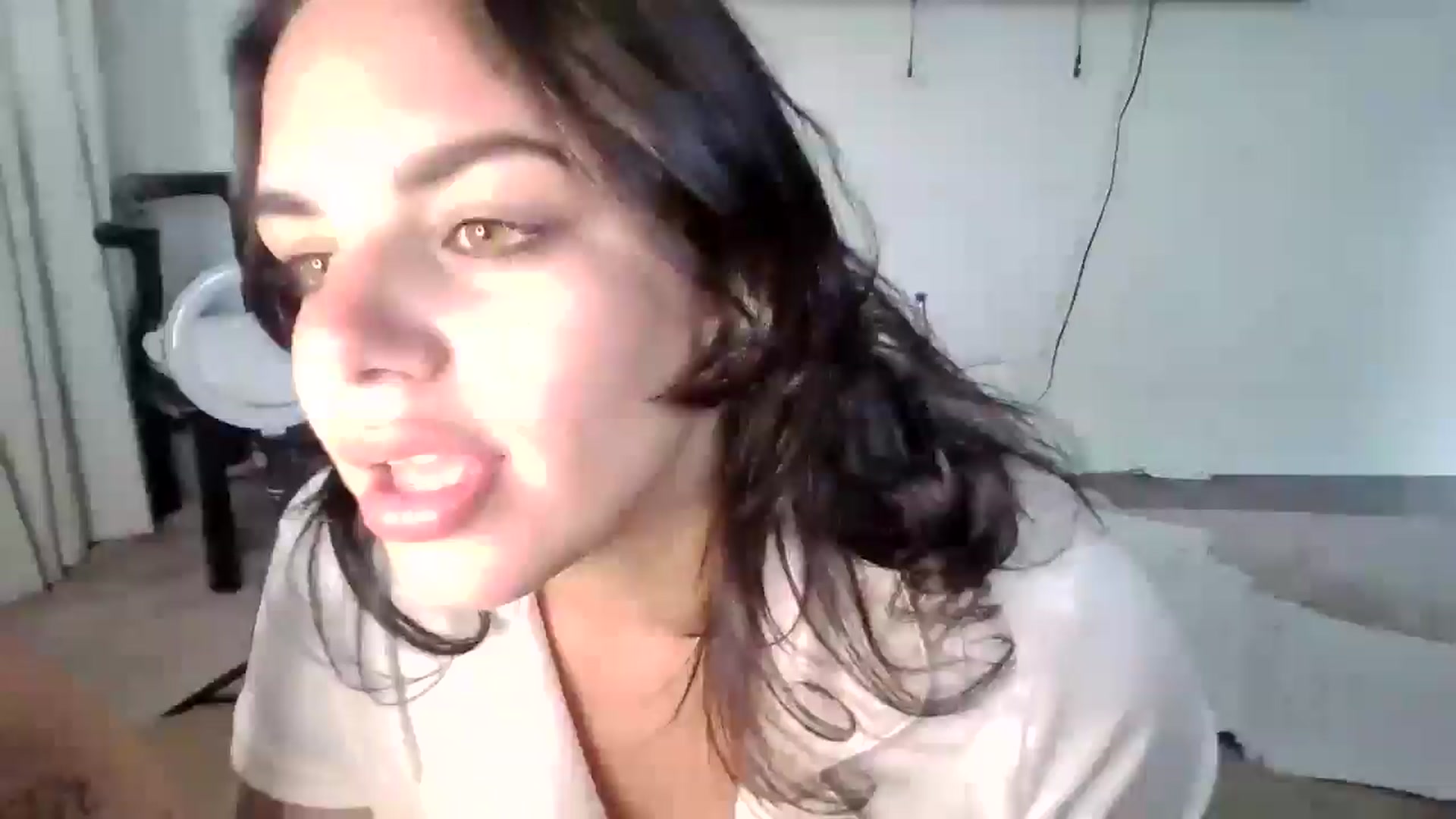 Gallery image thumbnail from Veravex's myfreecams stream on, 05/27/2025, 20:55 image 6 of 20