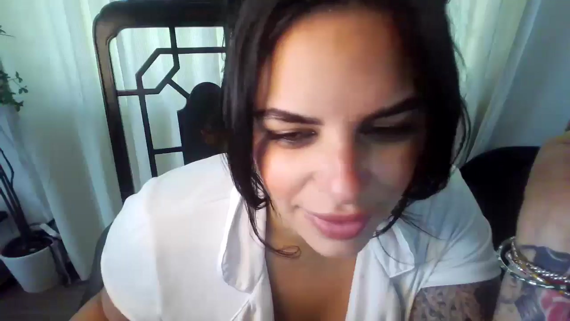 Gallery image thumbnail from Veravex's myfreecams stream on, 06/09/2025, 17:33 image 11 of 20