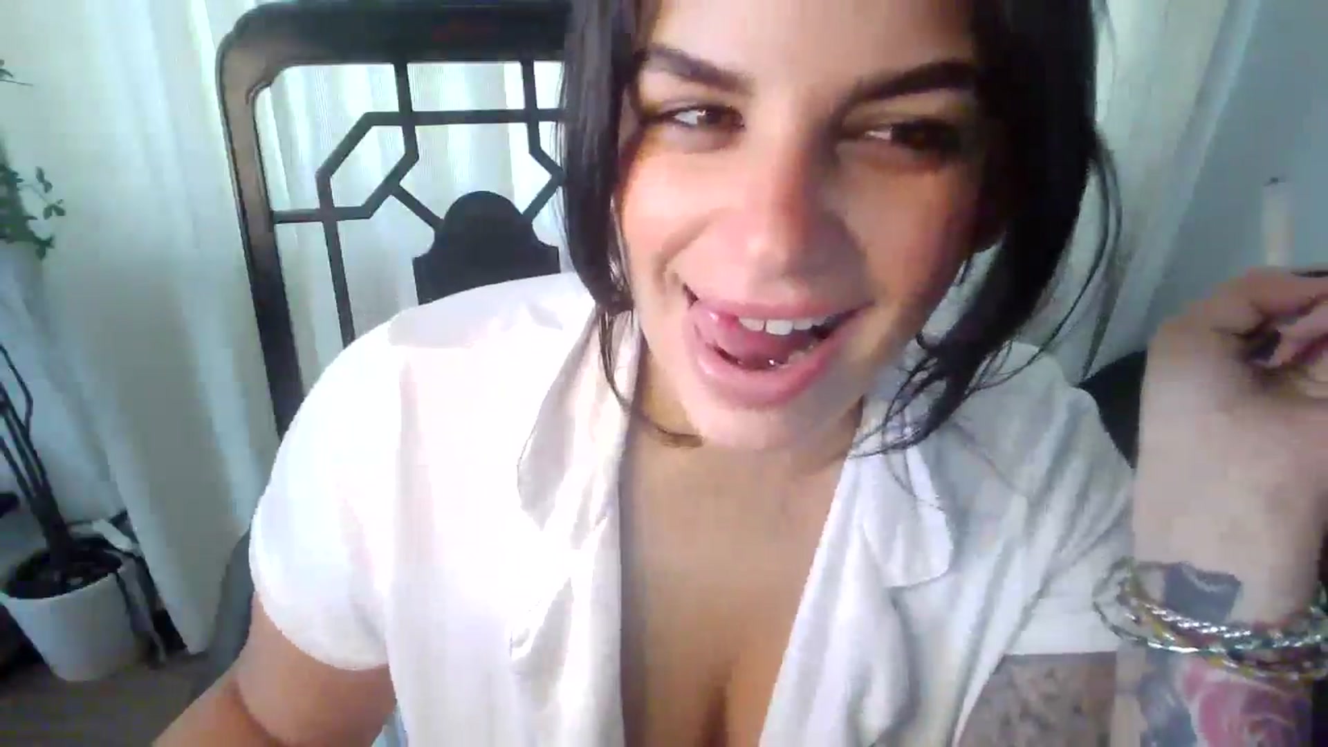 Gallery image thumbnail from Veravex's myfreecams stream on, 06/09/2025, 17:33 image 13 of 20