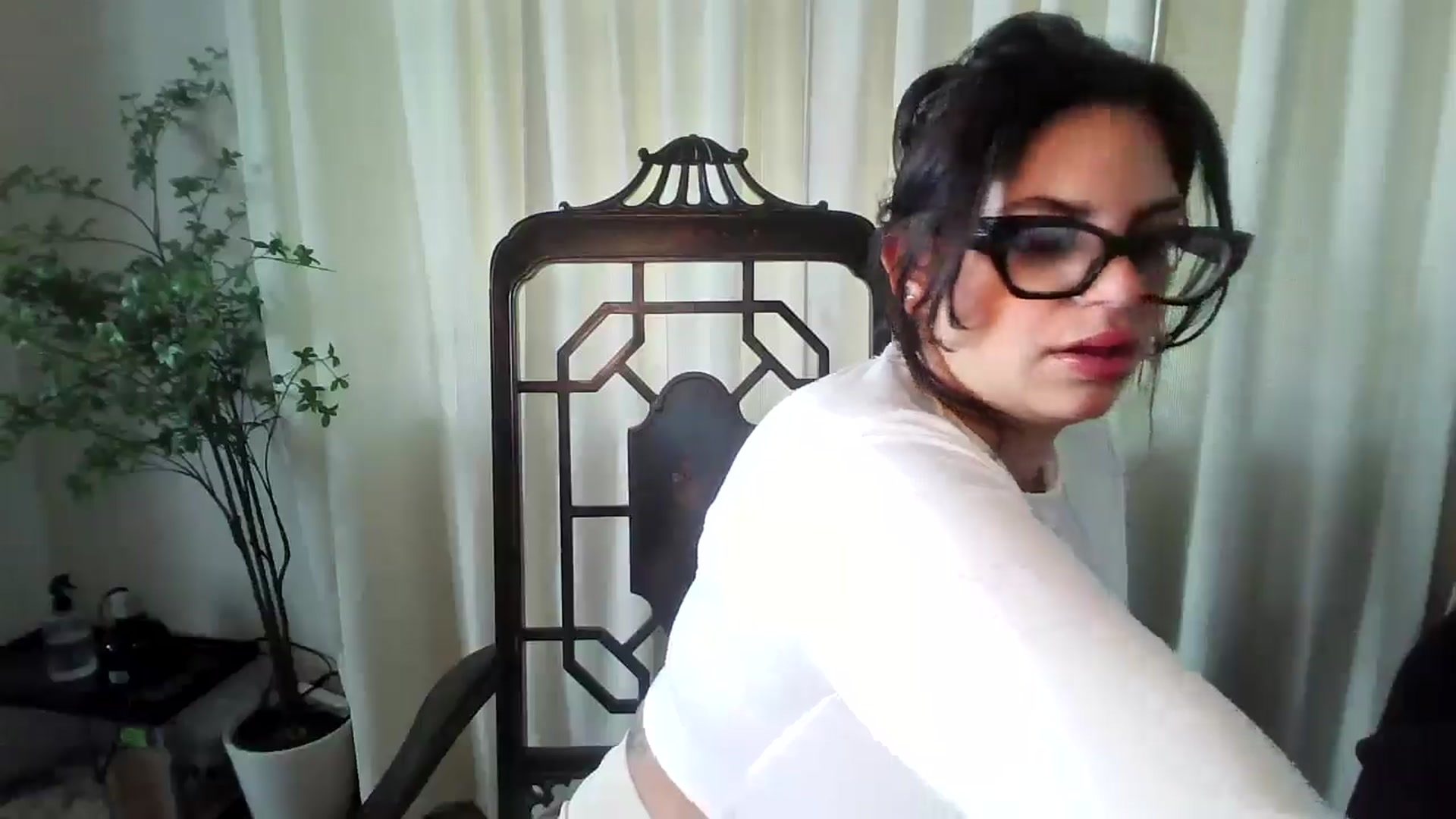 Gallery image thumbnail from Veravex's myfreecams stream on, 06/10/2025, 13:11 image 9 of 20