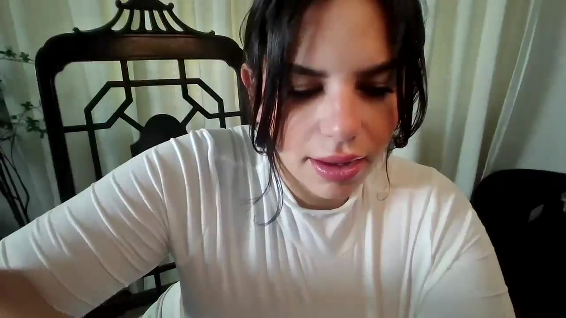 Gallery image thumbnail from Veravex's myfreecams stream on, 06/10/2025, 13:11 image 13 of 20