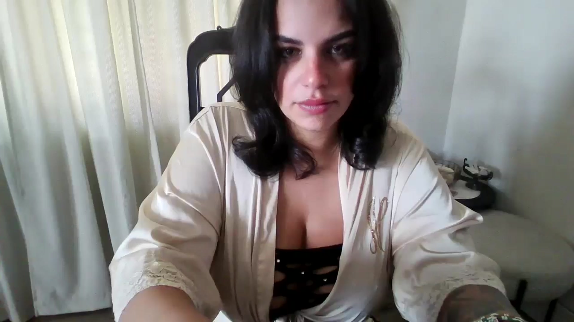 Gallery image thumbnail from Veravex's myfreecams stream on, 06/11/2025, 16:45 image 9 of 20