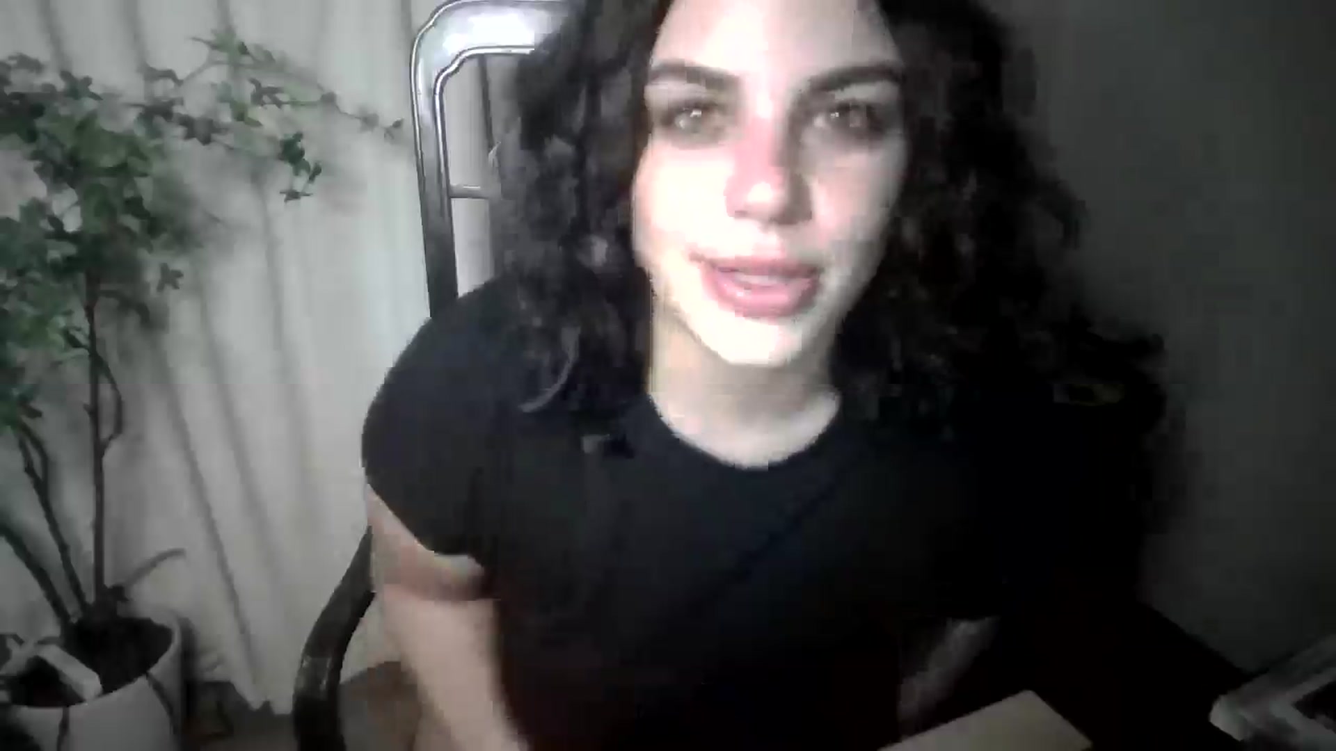Gallery image thumbnail from Veravex's myfreecams stream on, 06/19/2025, 01:51 image 8 of 20