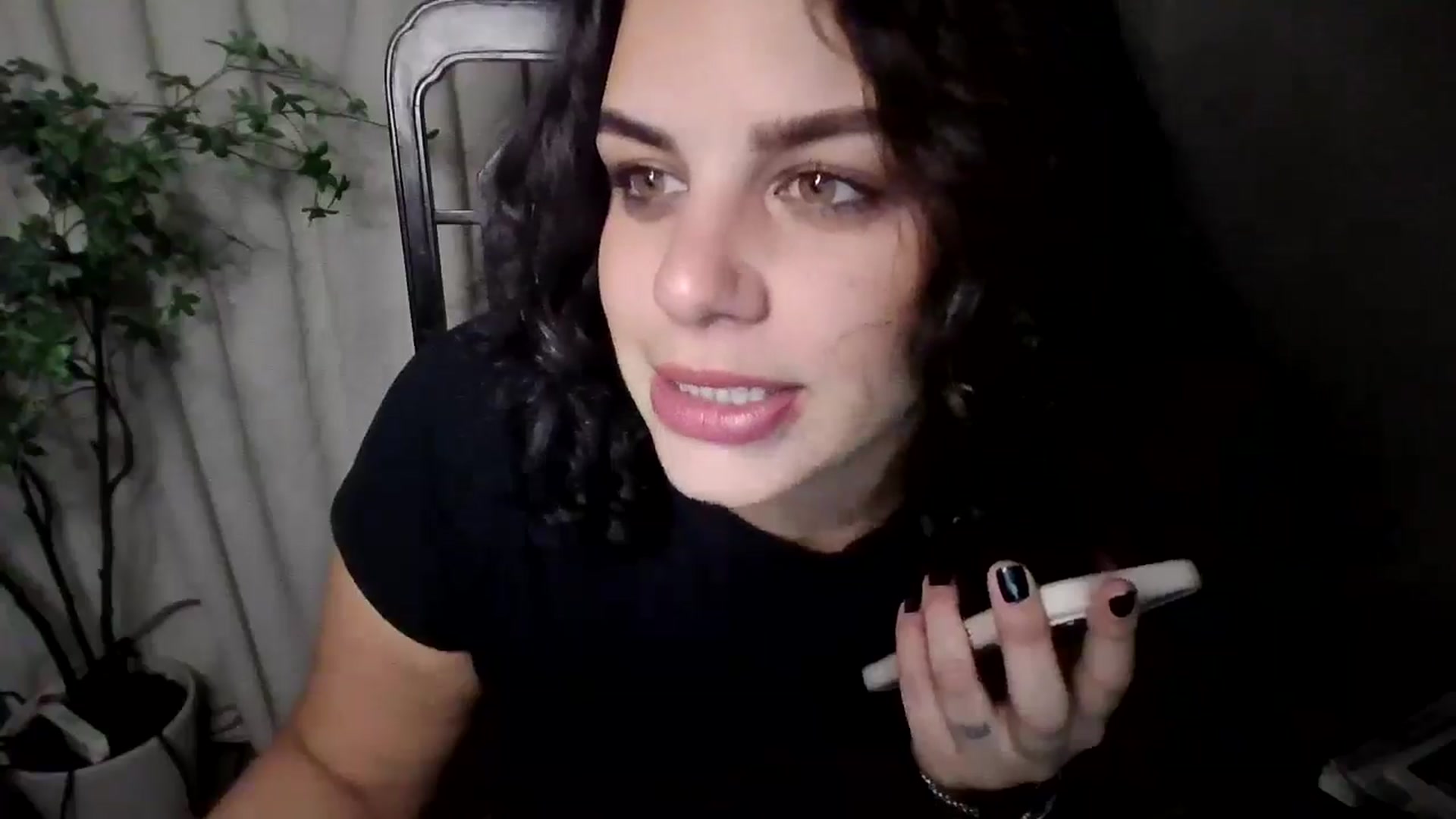 Gallery image thumbnail from Veravex's myfreecams stream on, 06/19/2025, 01:51 image 9 of 20