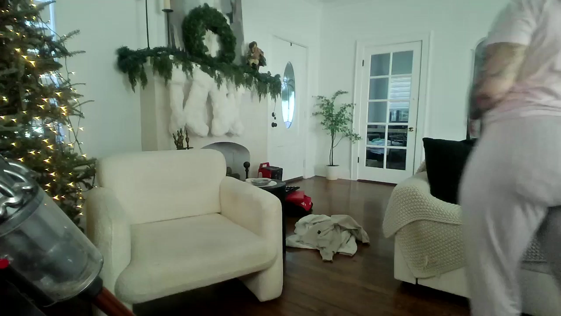 Gallery image thumbnail from Veravex's myfreecams stream on, 12/31/2025, 19:36 image 1 of 20