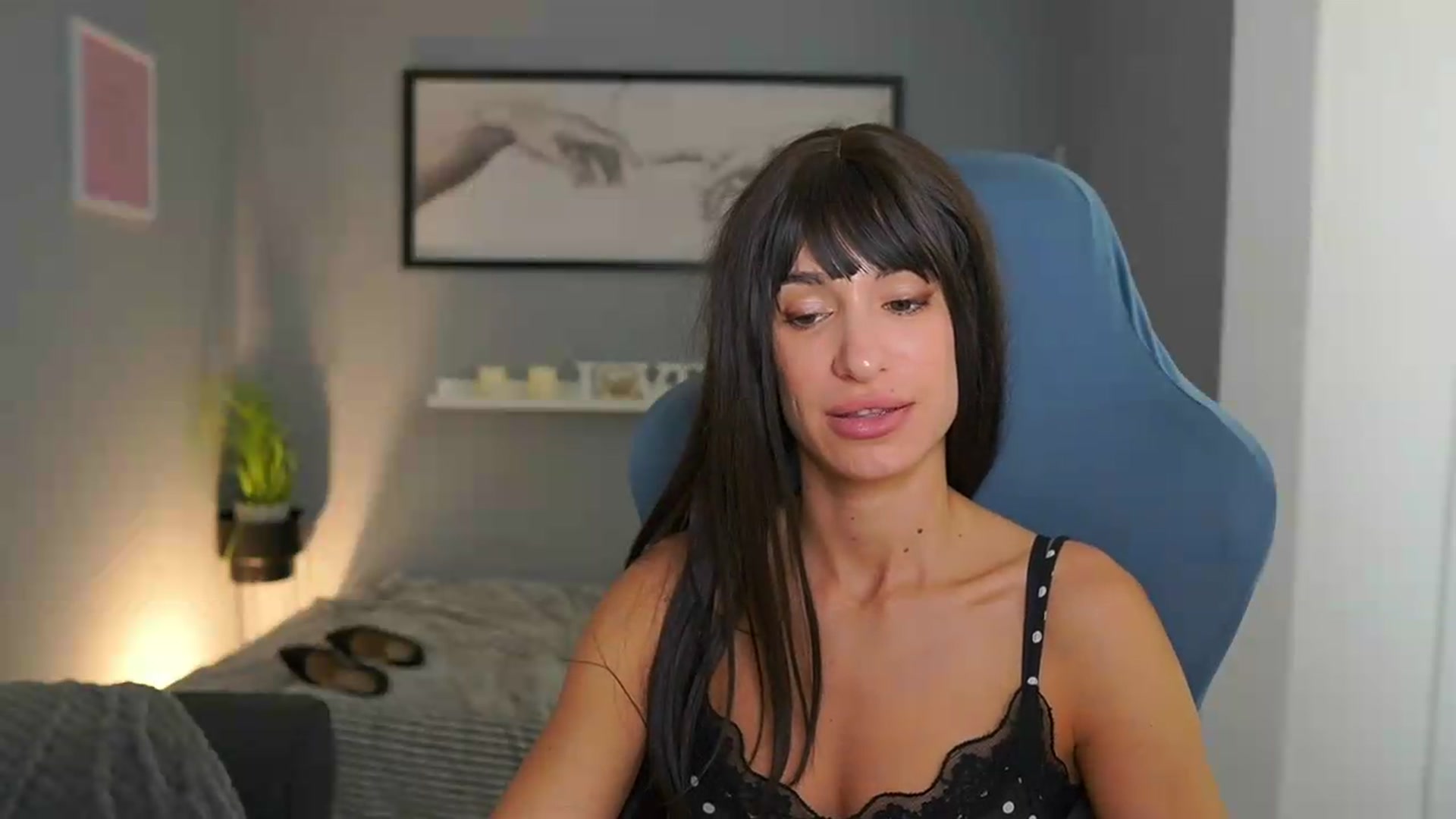 Gallery image thumbnail from Verikova's myfreecams stream on, 08/23/2026, 13:07 image 8 of 20