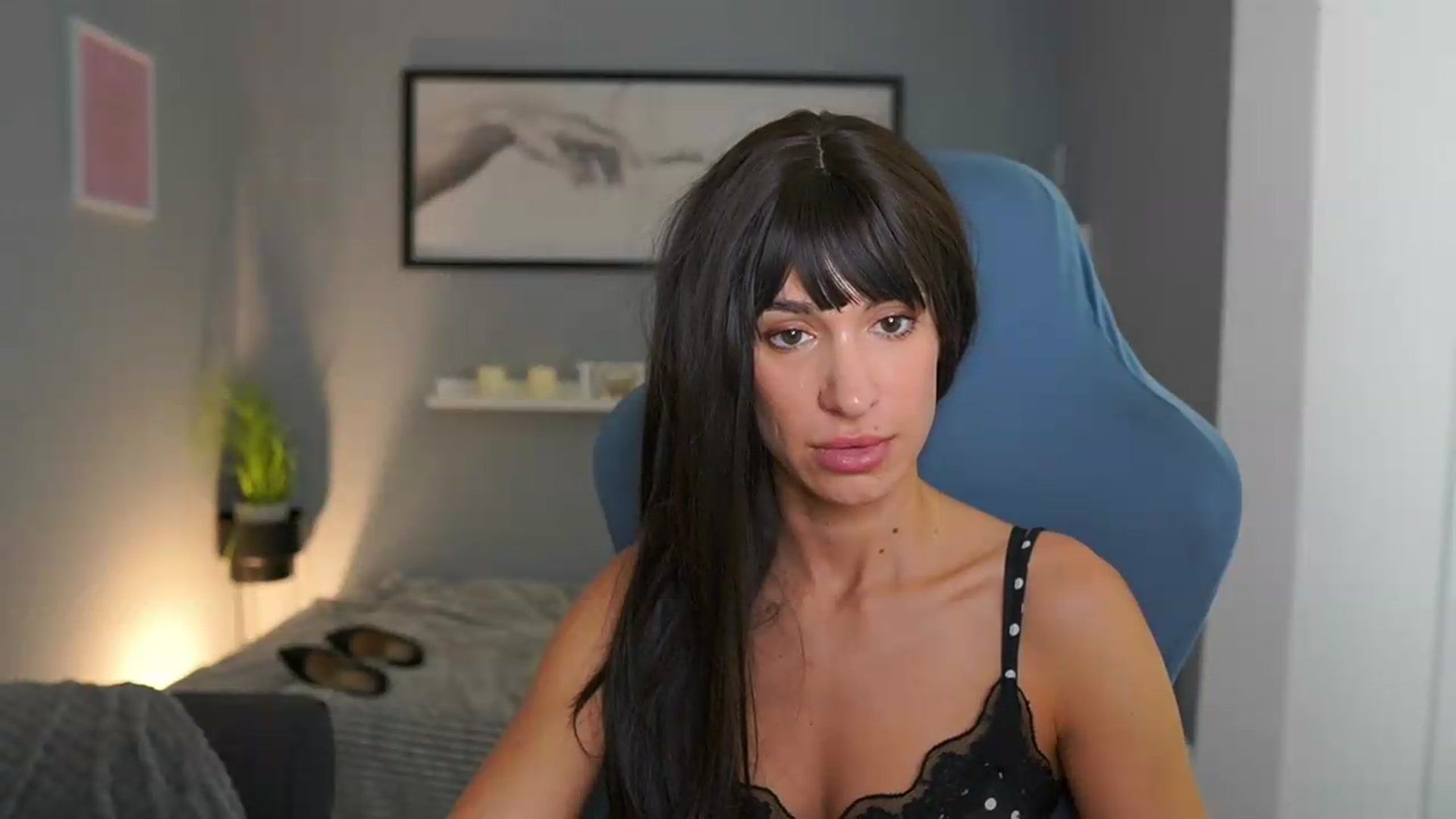 Gallery image thumbnail from Verikova's myfreecams stream on, 08/23/2026, 13:07 image 7 of 20