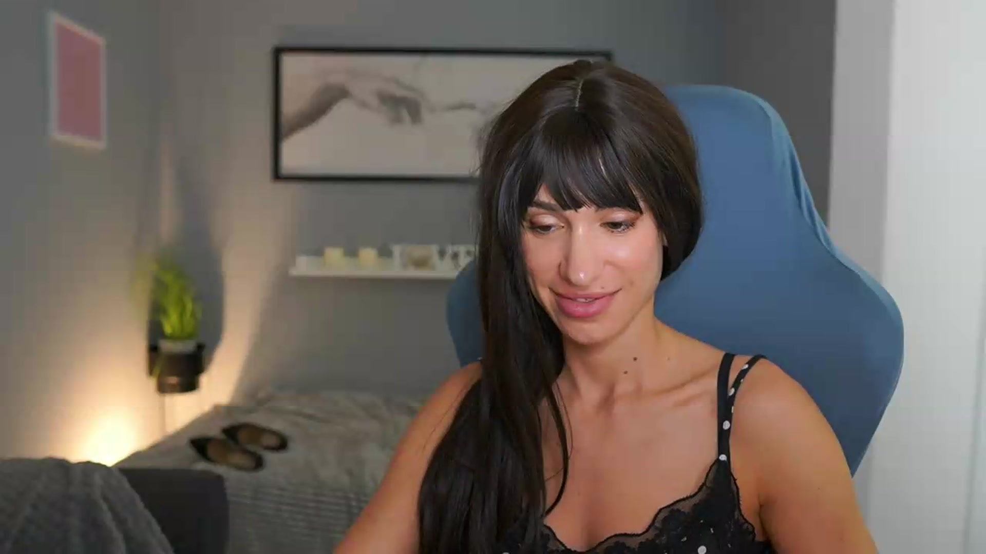 Gallery image thumbnail from Verikova's myfreecams stream on, 08/23/2026, 13:07 image 12 of 20