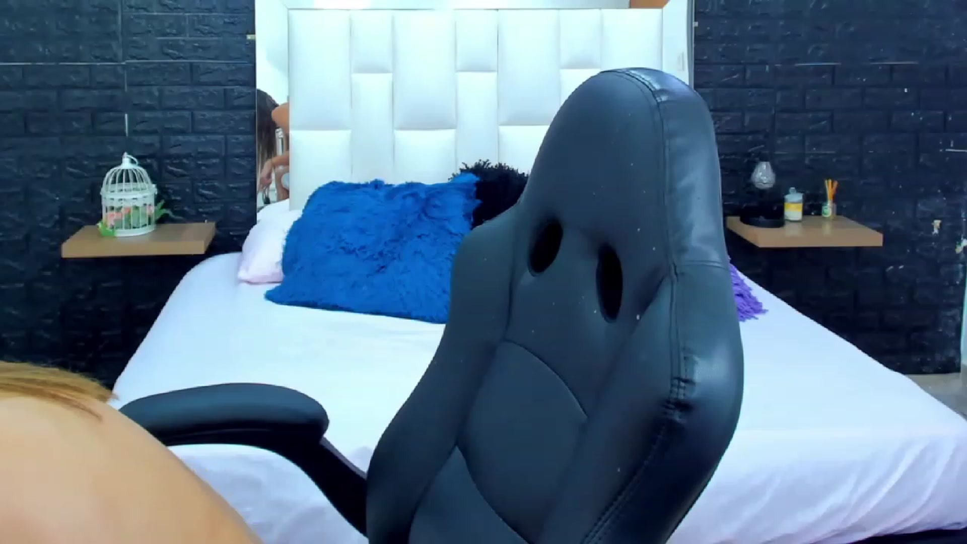 Gallery image thumbnail from Vero_h's myfreecams stream on, 06/08/2023, 02:49 image 18 of 20
