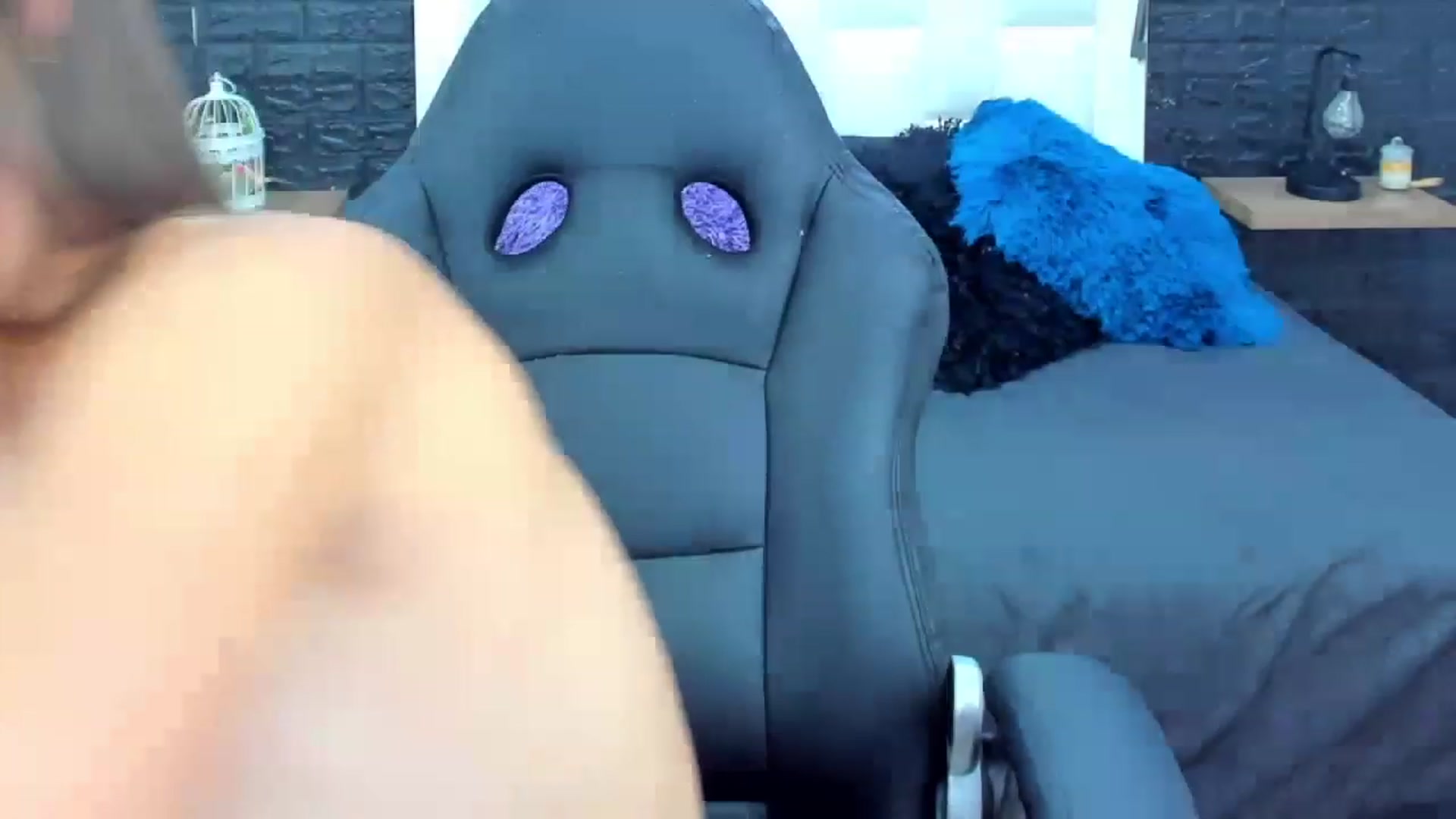 Gallery image thumbnail from Vero_h's myfreecams stream on, 06/25/2023, 24:19 image 3 of 20