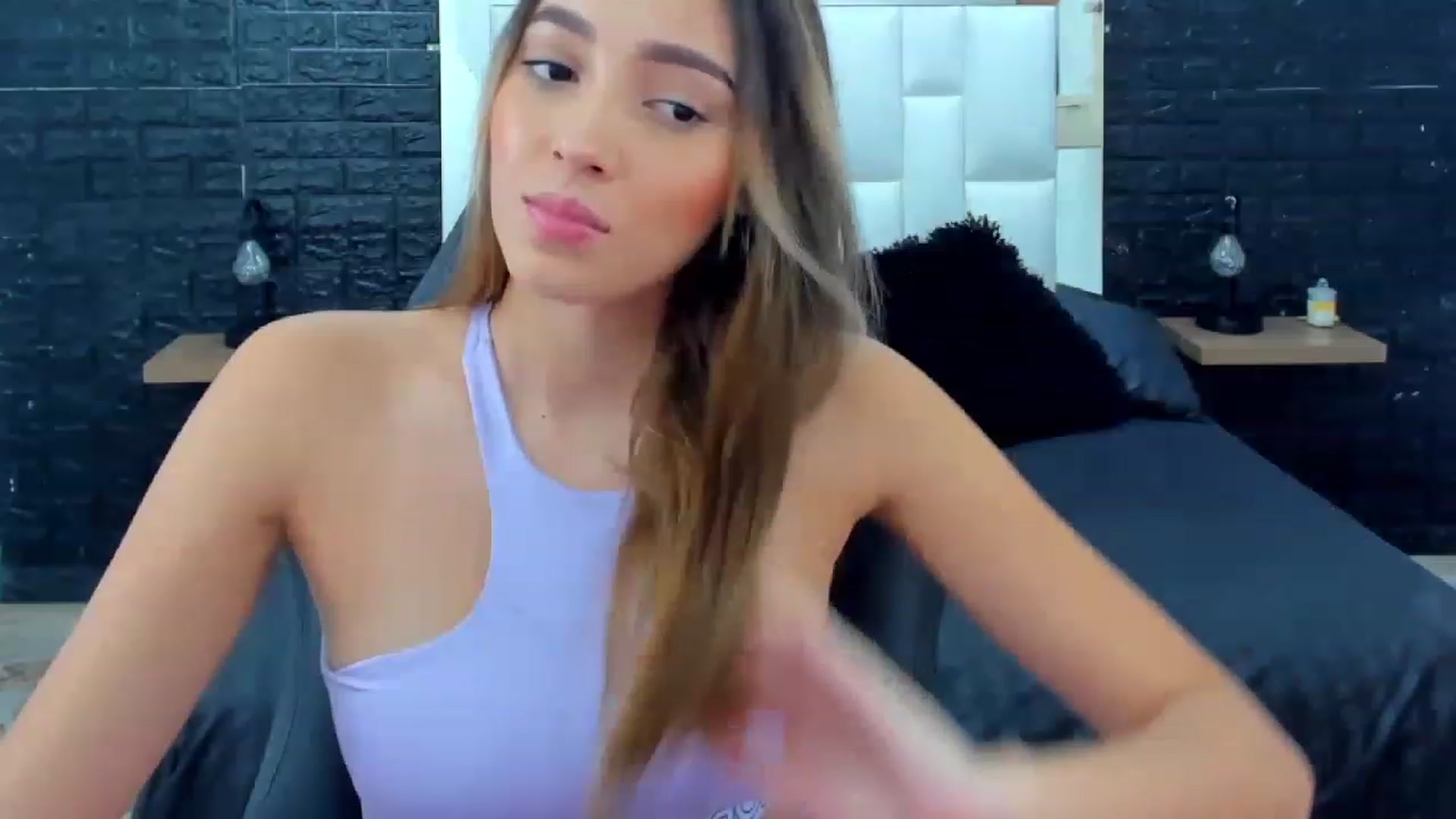 Gallery image thumbnail from Vero_h's myfreecams stream on, 07/20/2023, 01:54 image 7 of 20