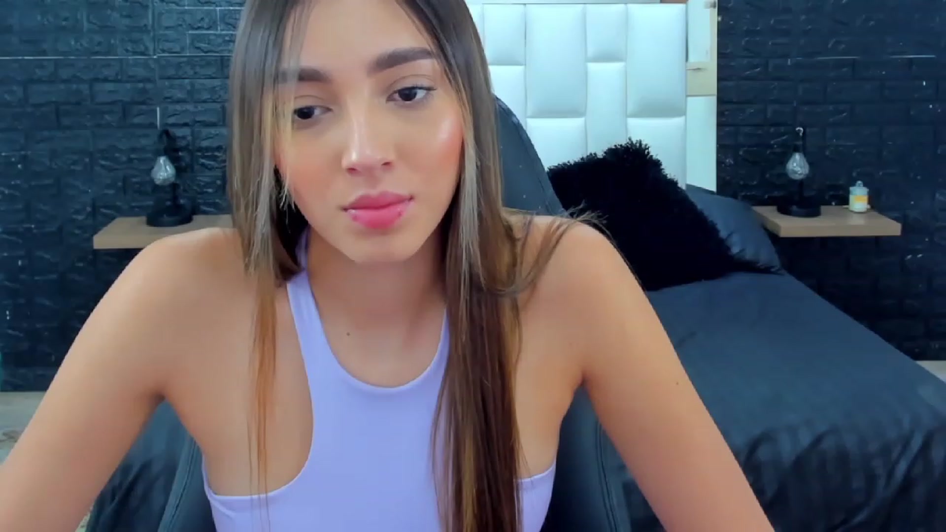 Gallery image thumbnail from Vero_h's myfreecams stream on, 07/20/2023, 01:54 image 6 of 20