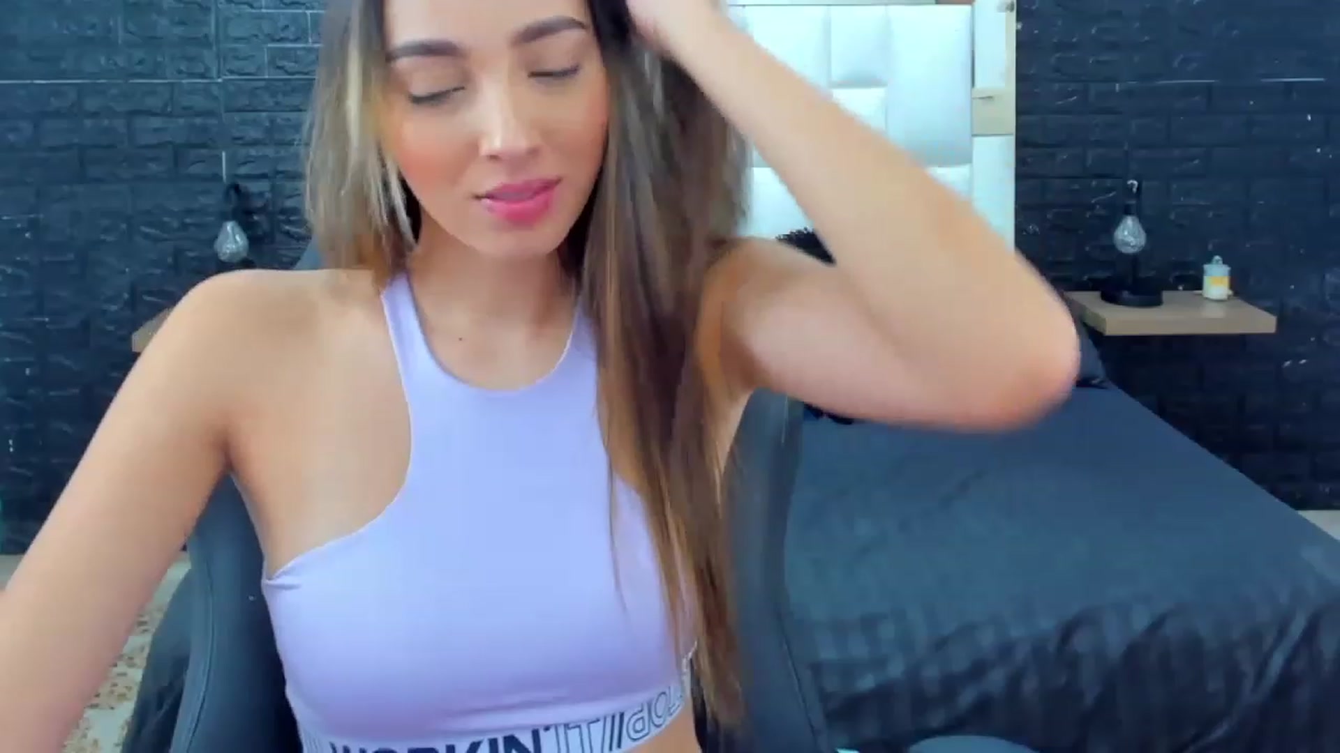 Gallery image thumbnail from Vero_h's myfreecams stream on, 07/20/2023, 01:54 image 5 of 20