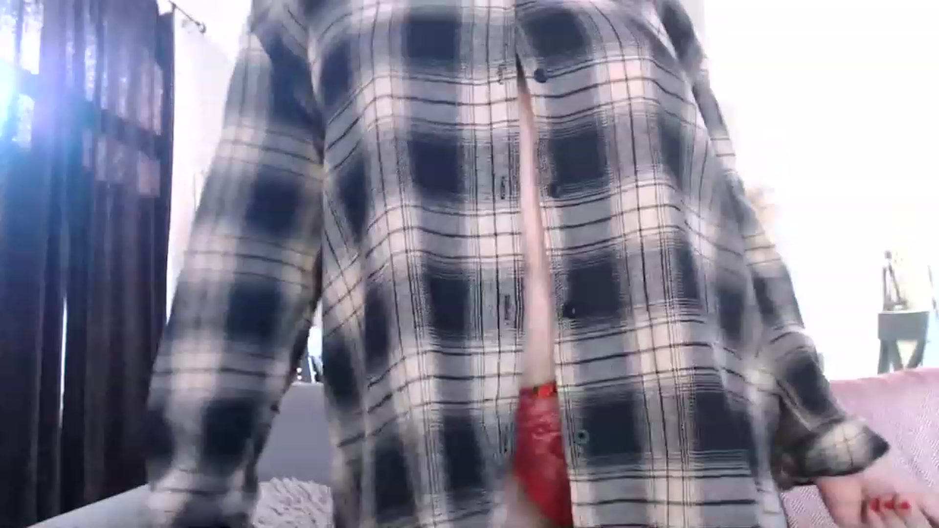 Gallery image thumbnail from VeronicaOMG's myfreecams stream on, 12/08/2022, 16:59 image 9 of 20