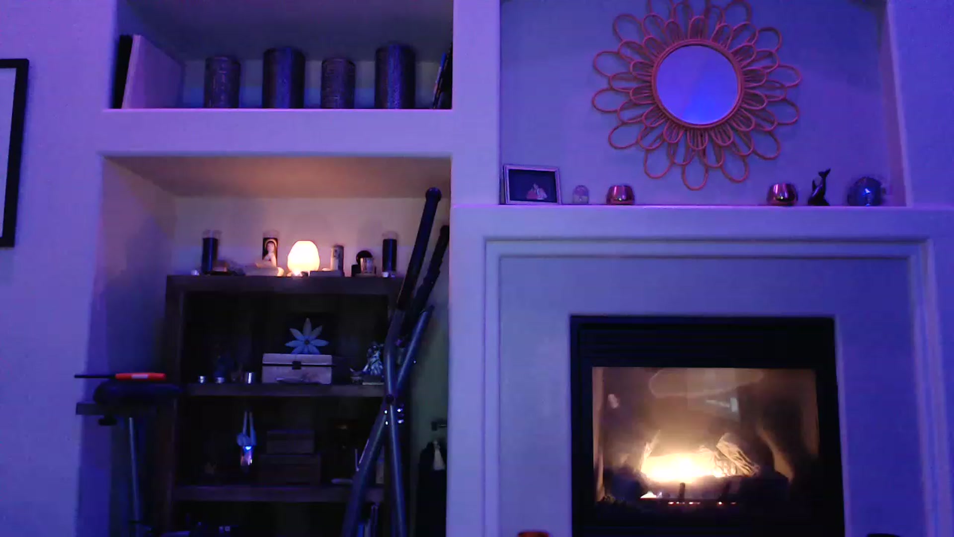 Gallery image thumbnail from VeronicaOMG's myfreecams stream on, 12/13/2022, 04:29 image 13 of 20