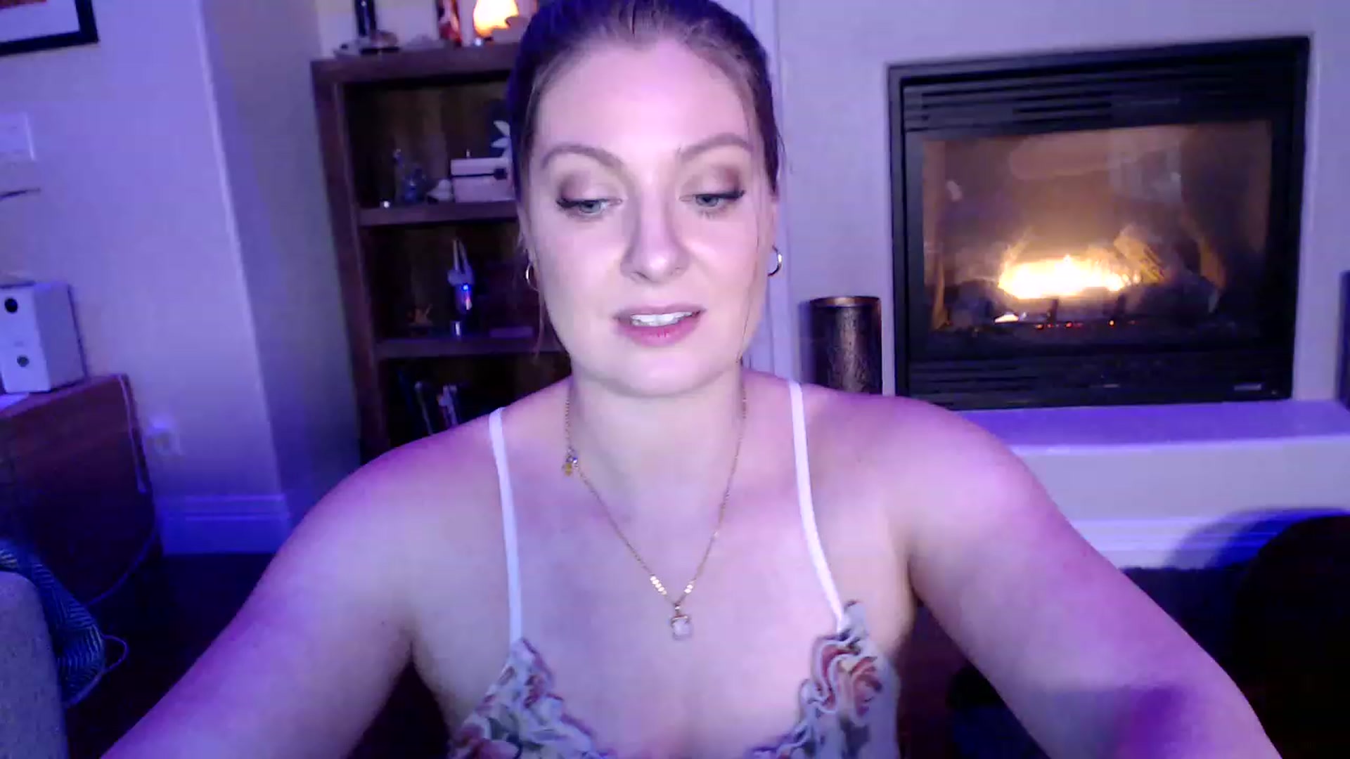 Gallery image thumbnail from VeronicaOMG's myfreecams stream on, 02/03/2023, 06:40 image 8 of 20
