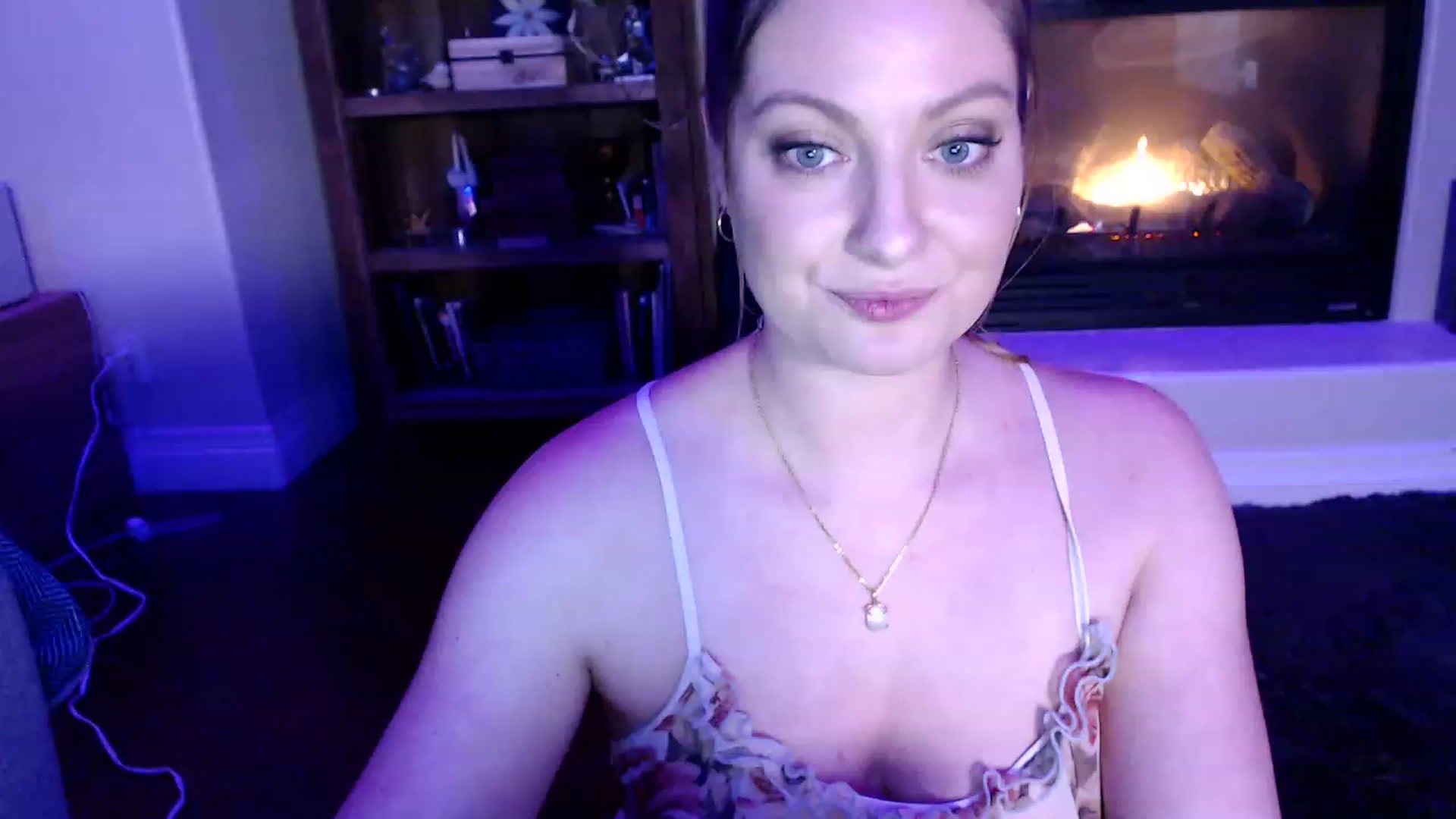 Gallery image thumbnail from VeronicaOMG's myfreecams stream on, 02/03/2023, 07:08 image 3 of 20