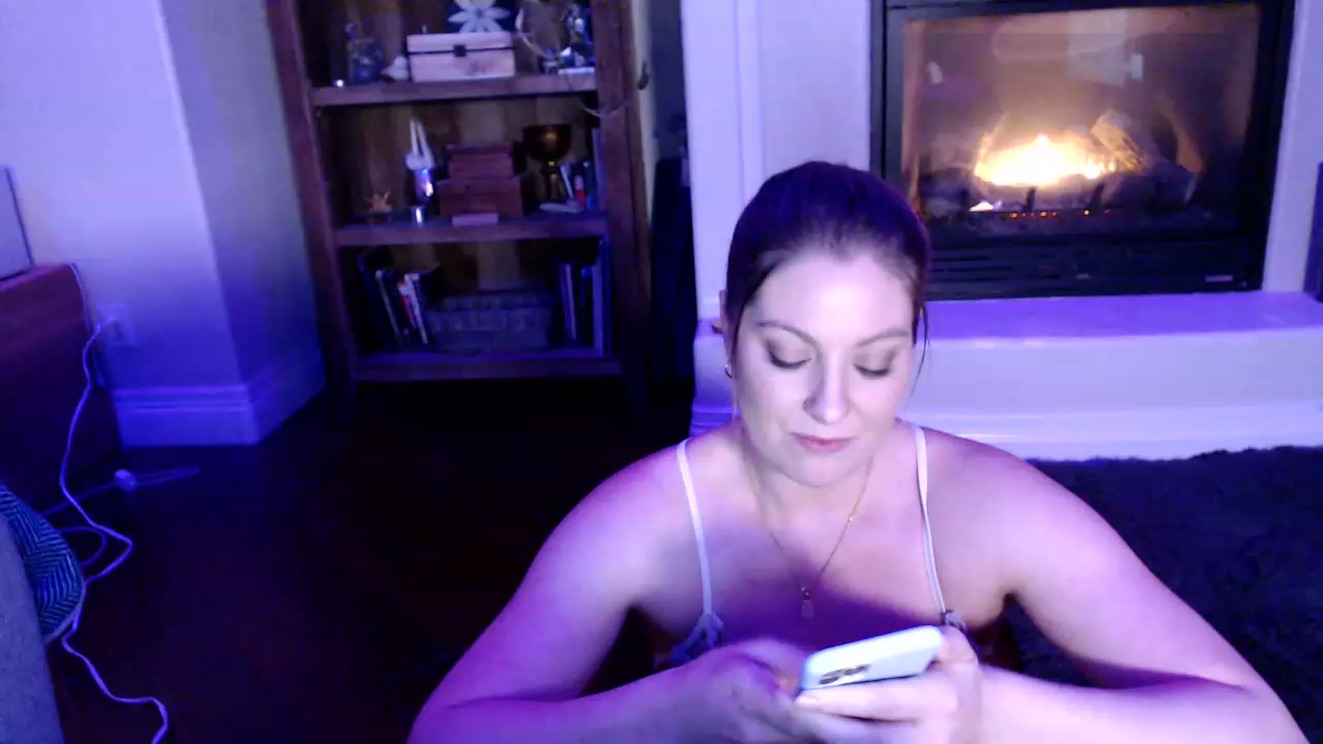 Gallery image thumbnail from VeronicaOMG's myfreecams stream on, 02/03/2023, 07:08 image 6 of 20
