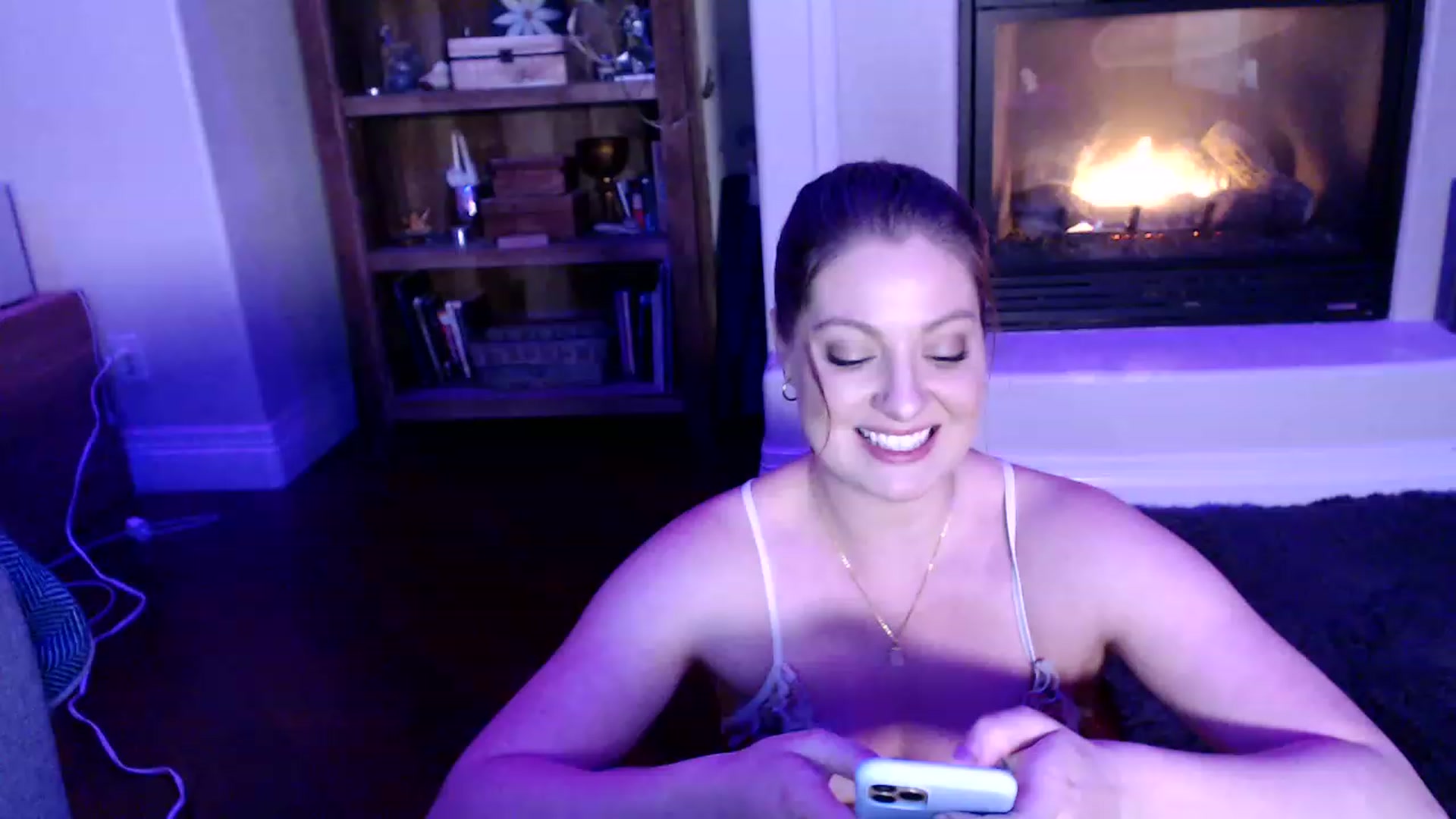 Gallery image thumbnail from VeronicaOMG's myfreecams stream on, 02/03/2023, 07:08 image 5 of 20