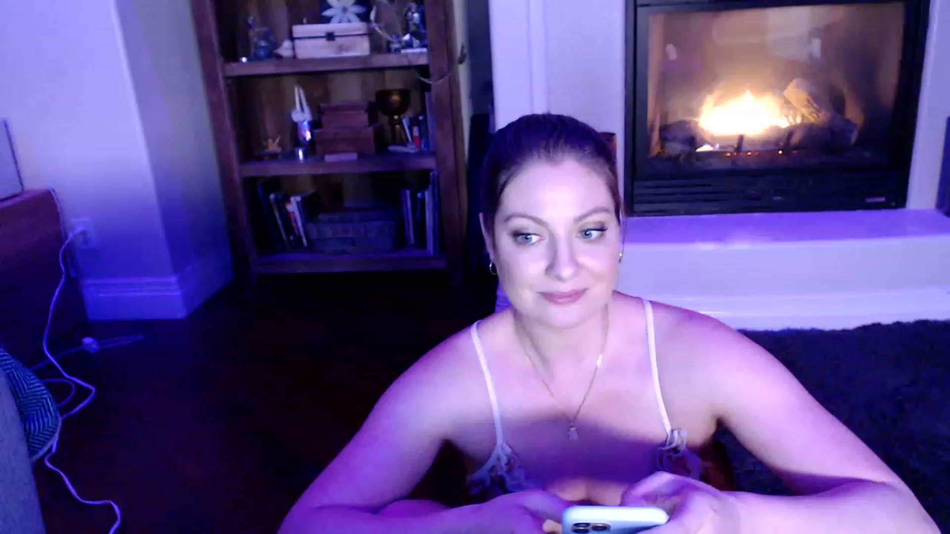 Gallery image thumbnail from VeronicaOMG's myfreecams stream on, 02/03/2023, 07:08 image 4 of 20