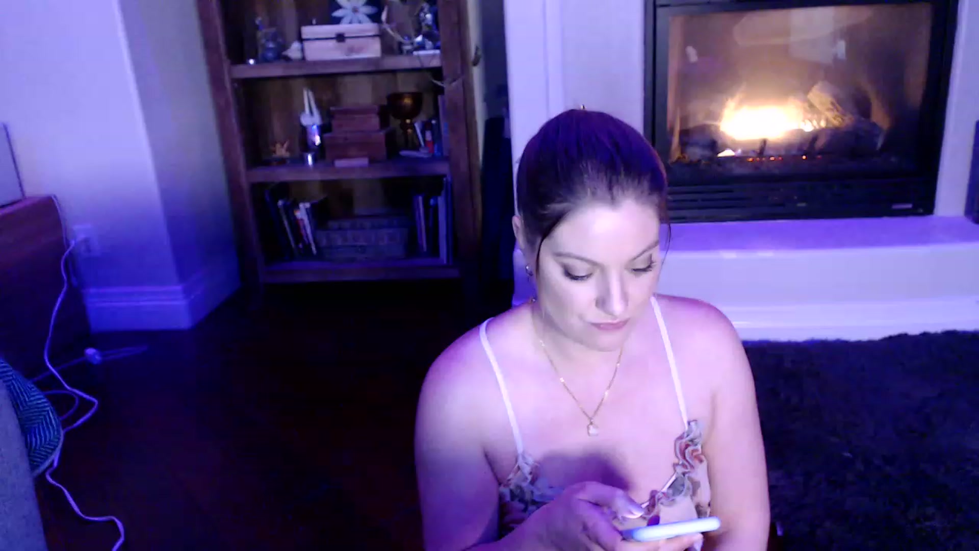 Gallery image thumbnail from VeronicaOMG's myfreecams stream on, 02/03/2023, 07:08 image 7 of 20