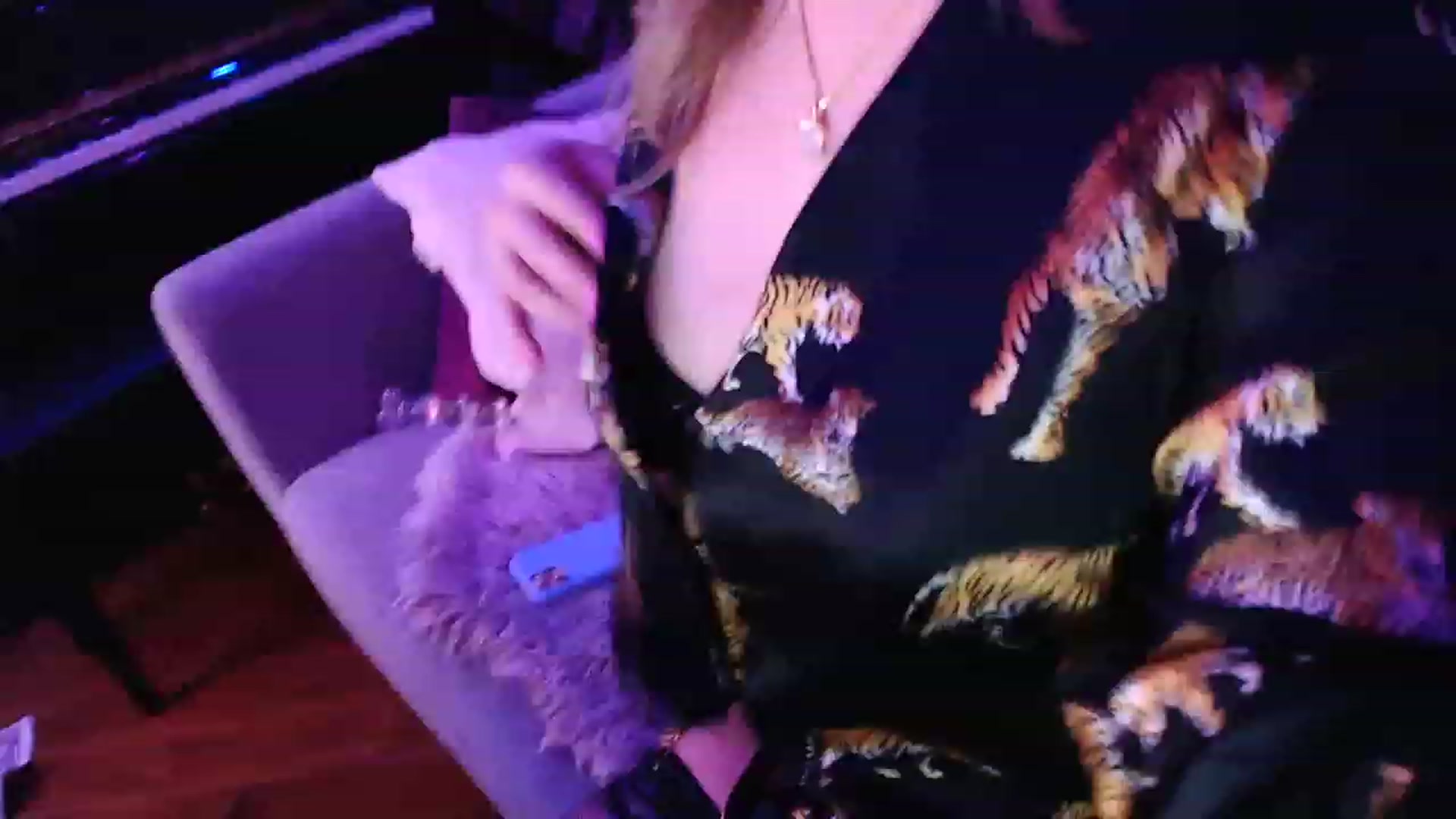 Gallery image thumbnail from VeronicaOMG's myfreecams stream on, 02/05/2023, 03:42 image 1 of 20