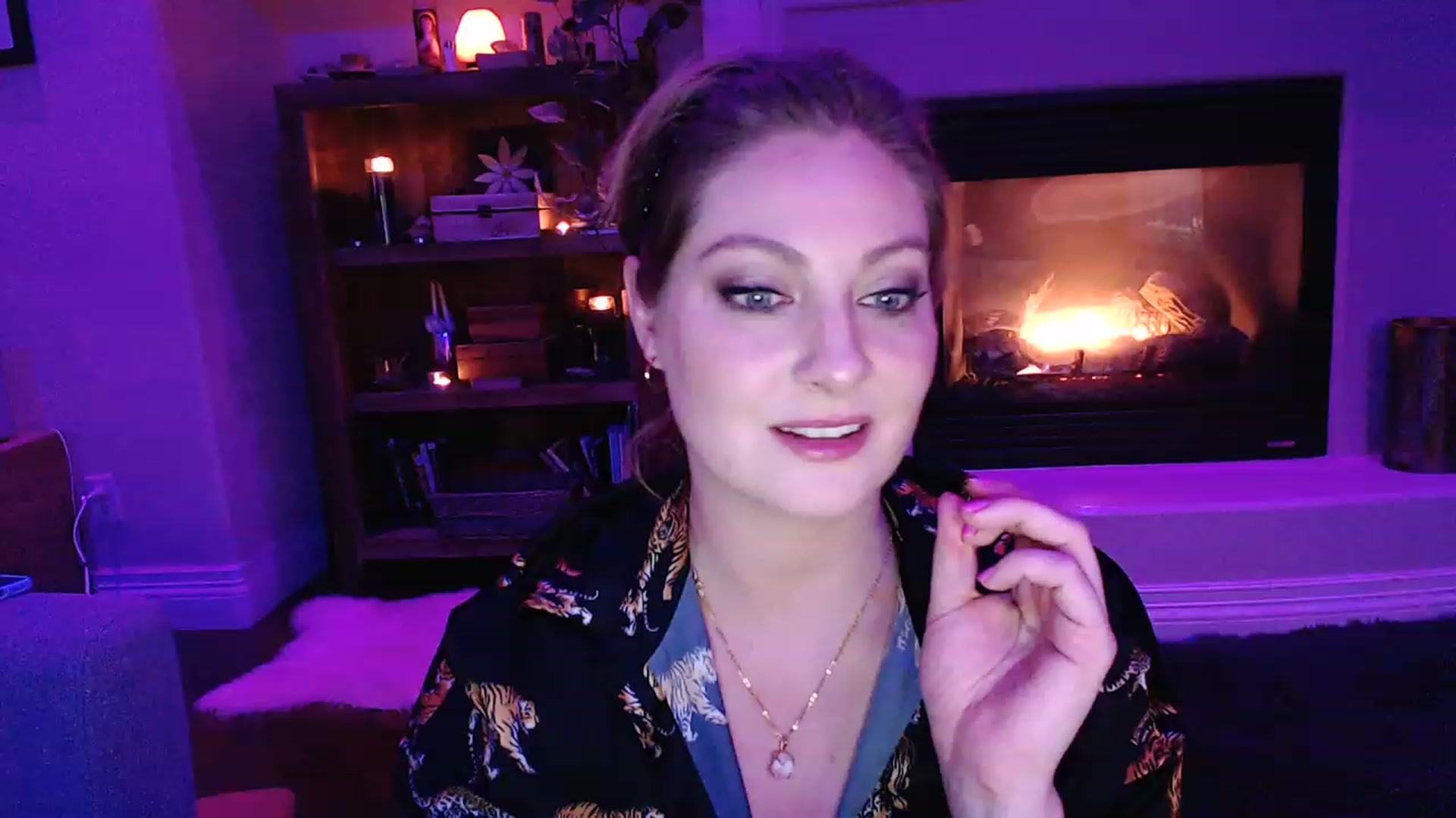 Gallery image thumbnail from VeronicaOMG's myfreecams stream on, 02/05/2023, 06:11 image 10 of 20