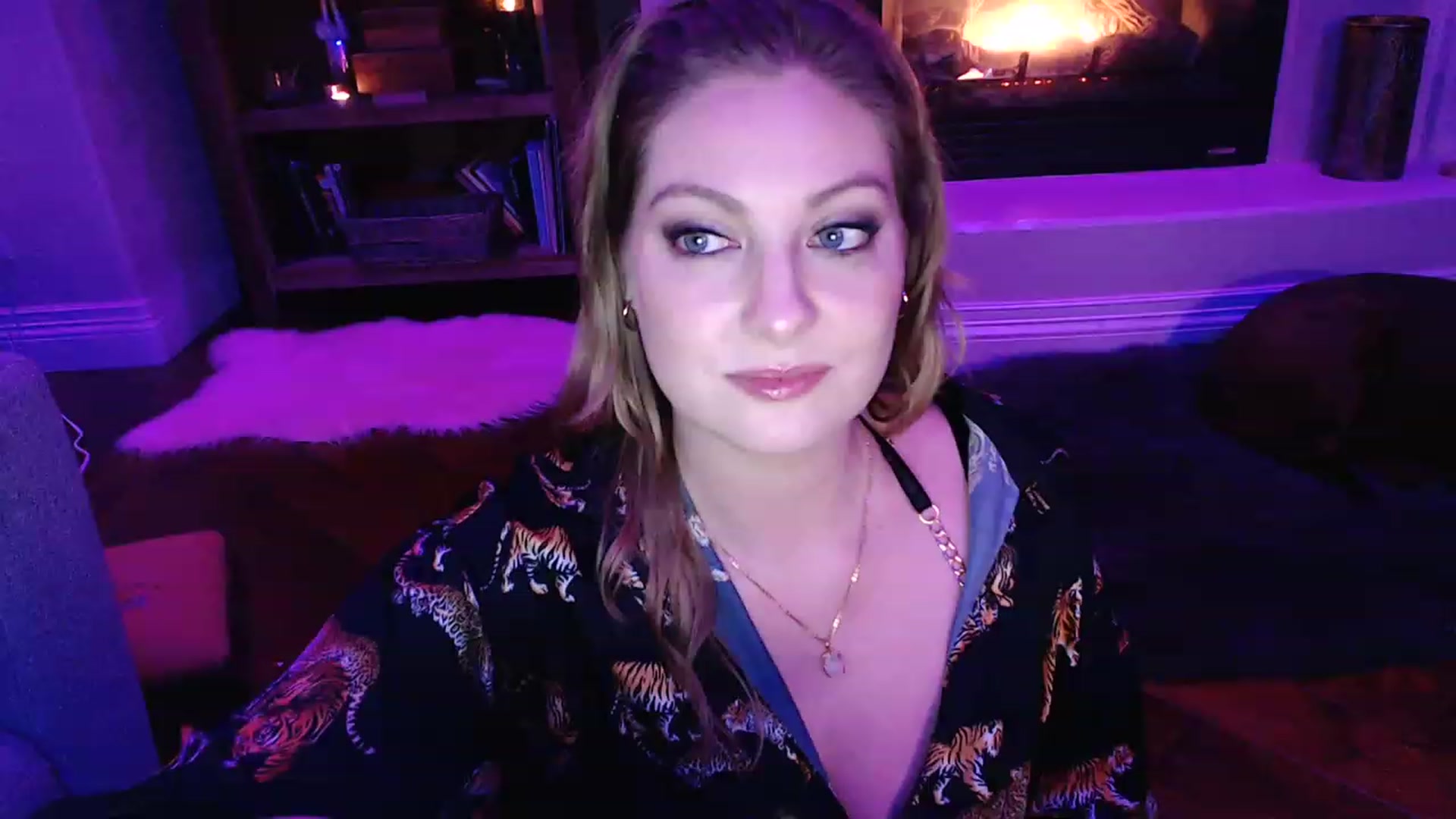 Gallery image thumbnail from VeronicaOMG's myfreecams stream on, 02/05/2023, 06:11 image 20 of 20