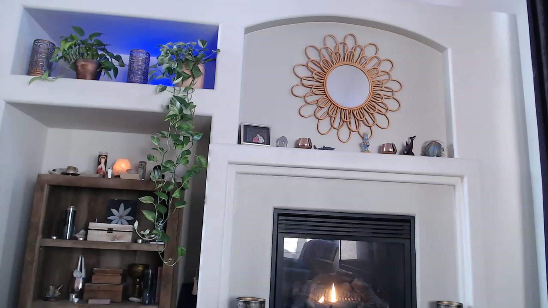 Gallery image thumbnail from VeronicaOMG's myfreecams stream on, 02/05/2023, 20:51 image 17 of 20