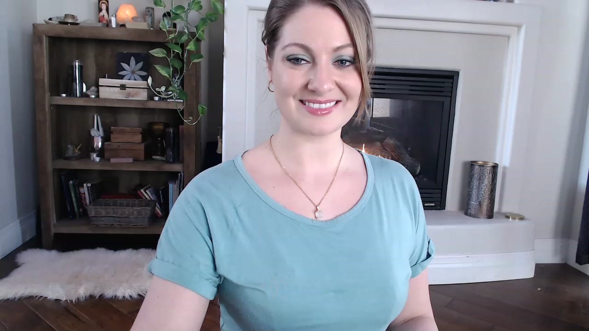 Gallery image thumbnail from VeronicaOMG's myfreecams stream on, 02/05/2023, 20:51 image 15 of 20